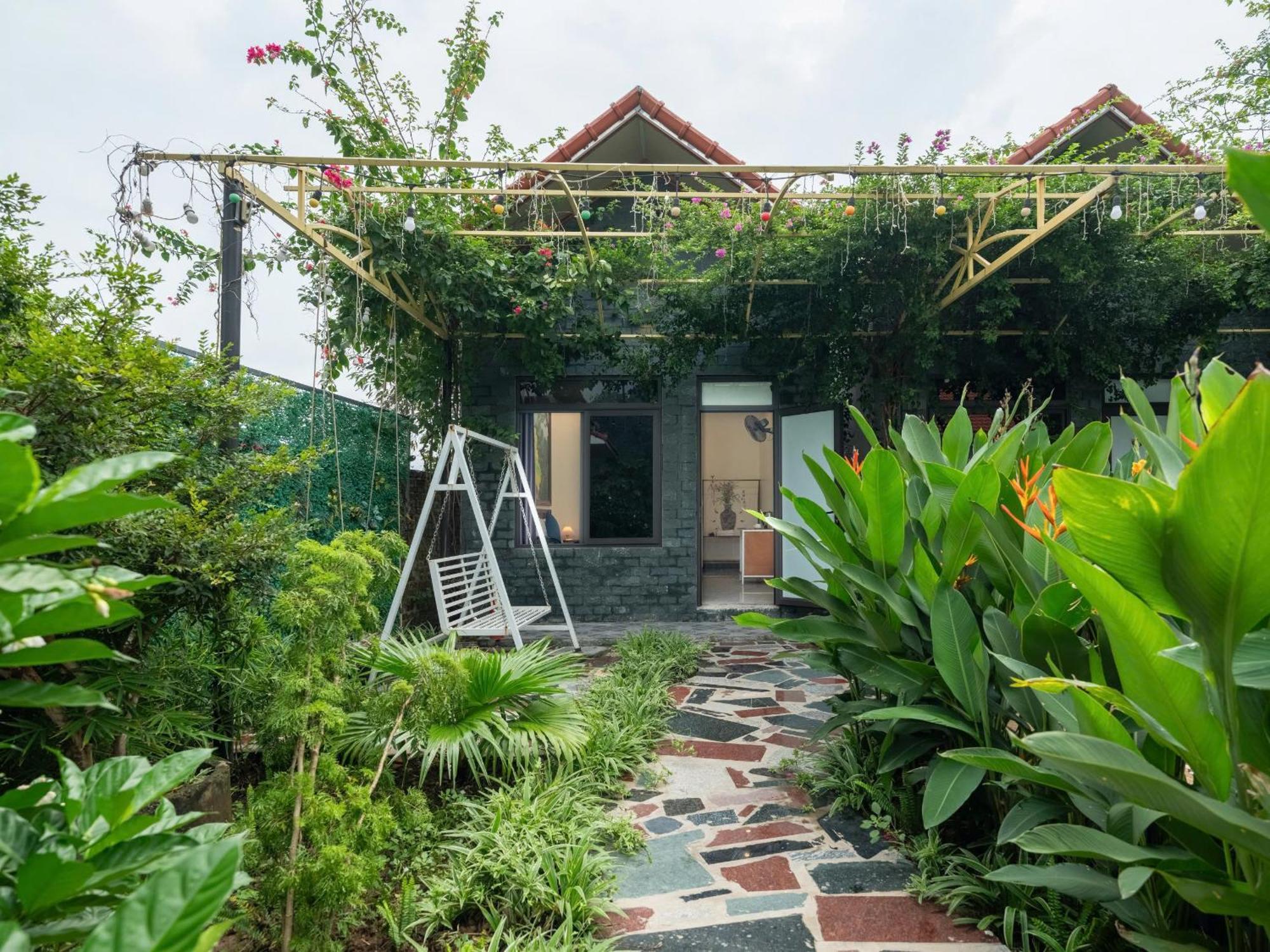 Bungalow với Sân hiên