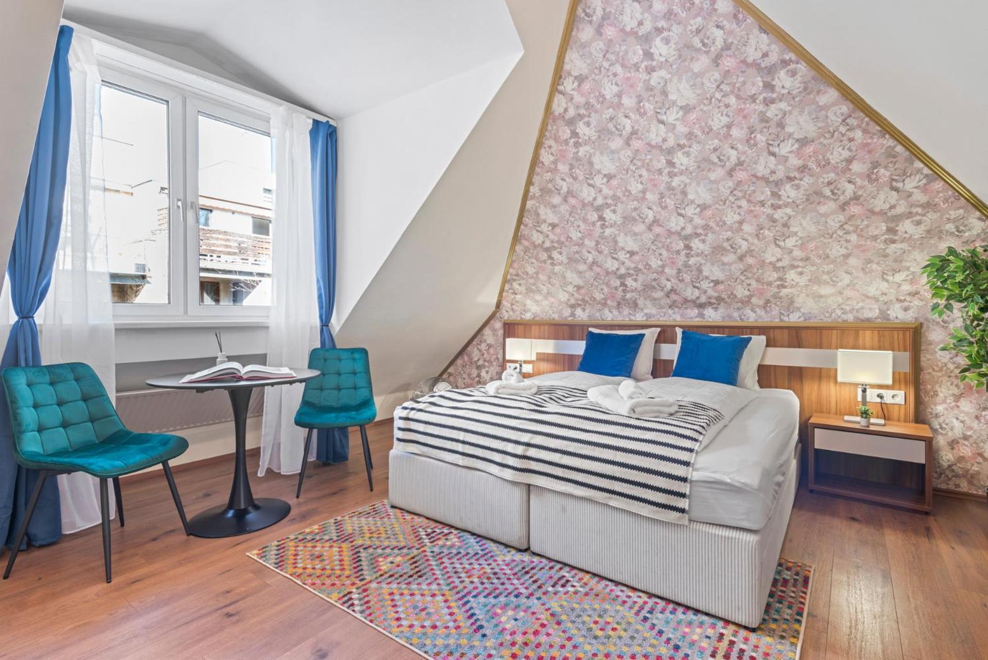 Habitación Doble Pequeña