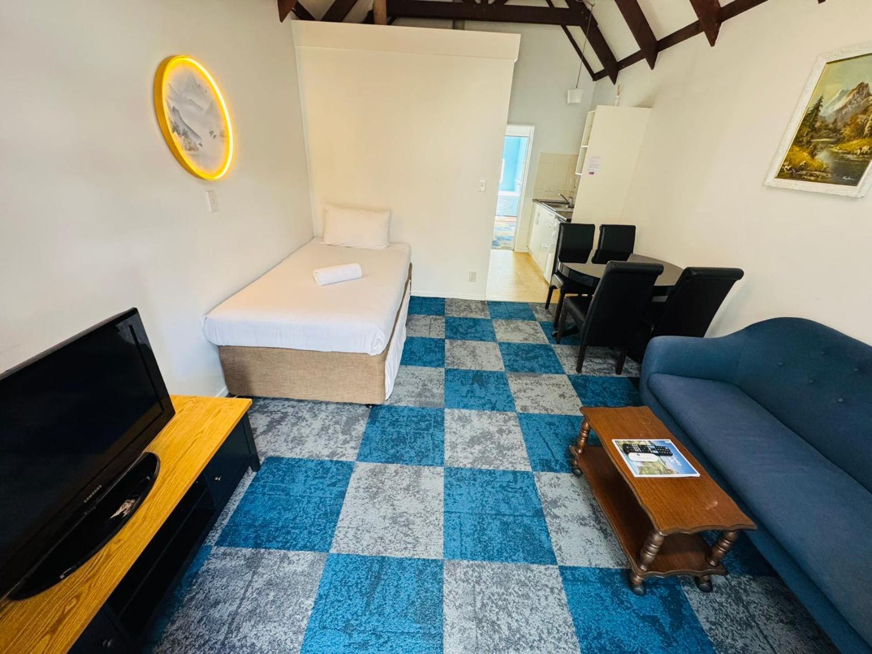 One-Bedroom Apartment with Spa Bath