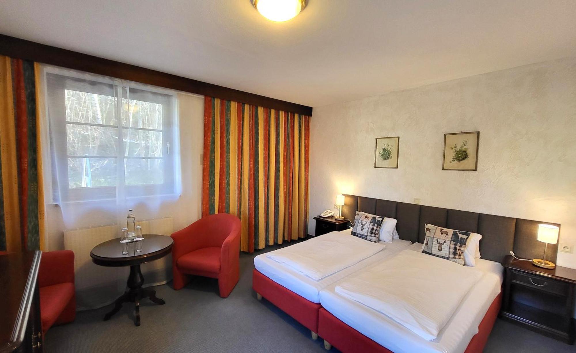 Deluxe Tweepersoonskamer met 1 of 2 Bedden en Uitzicht op de Bergen