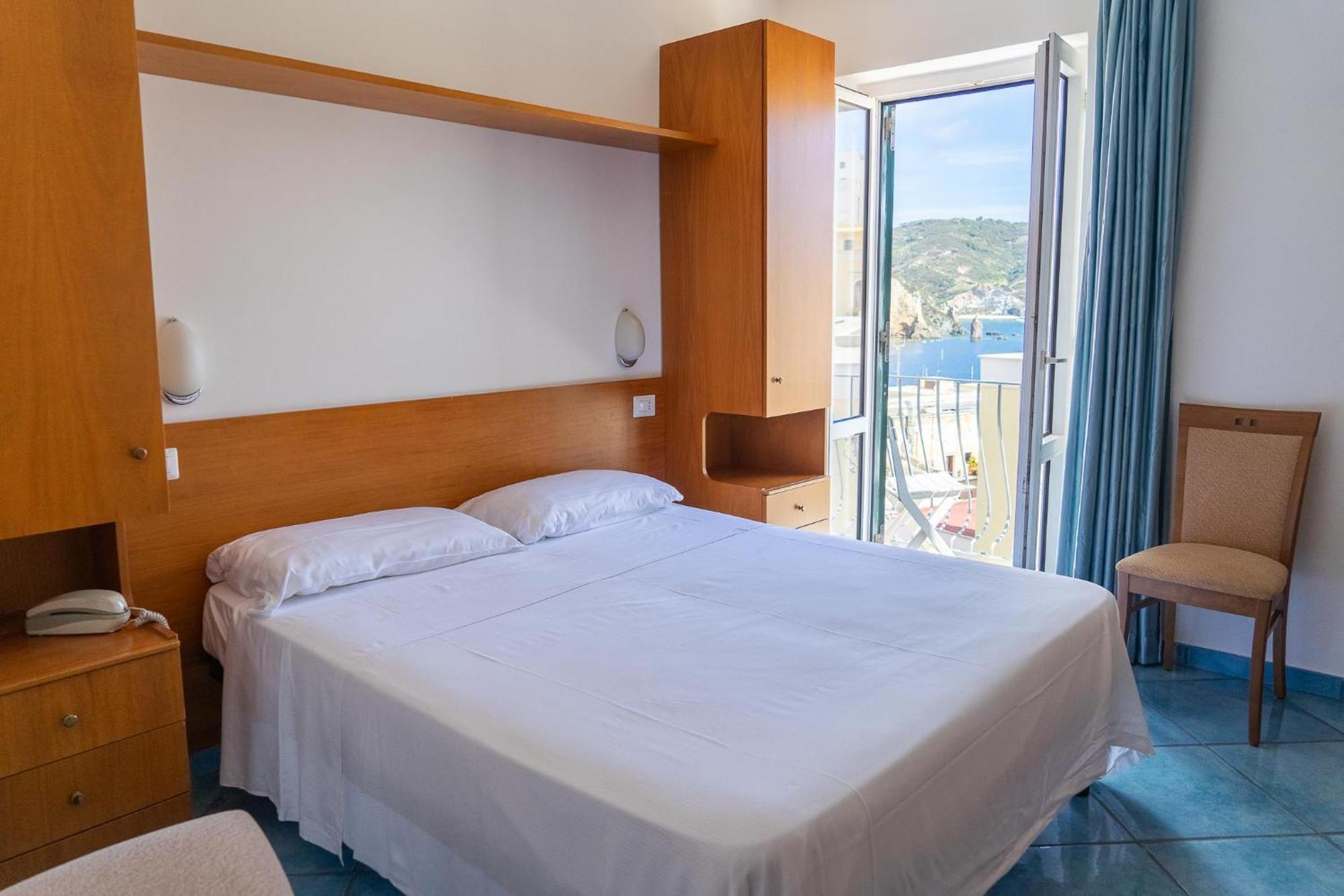 Double or Twin Room with Harbor View