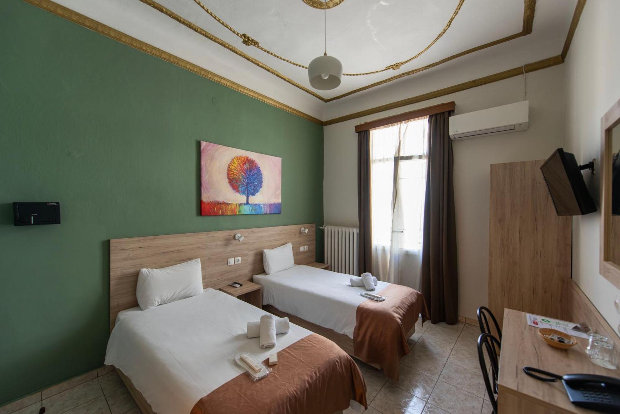 Twin Room,1653531009:JPEG