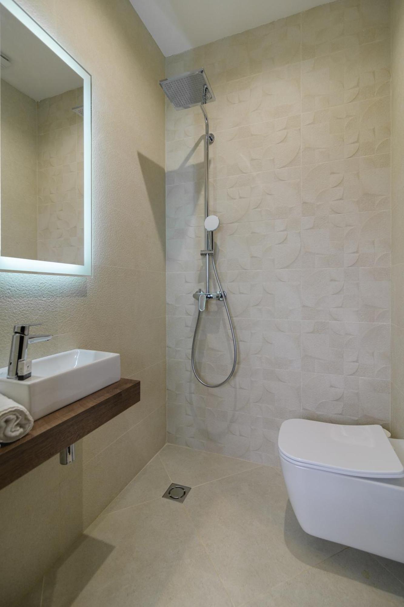 Luxury top floor Apartment