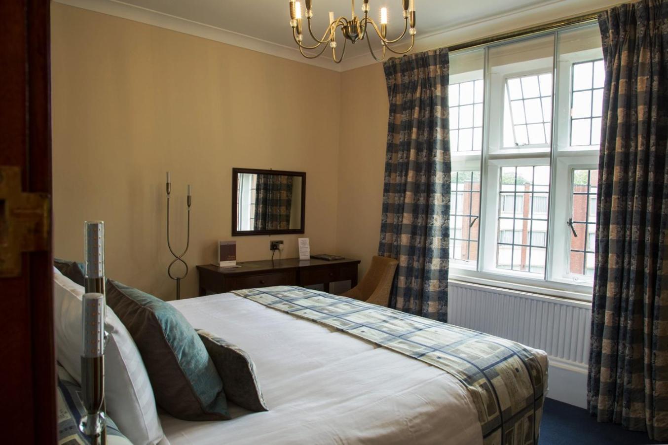 Classic King Room