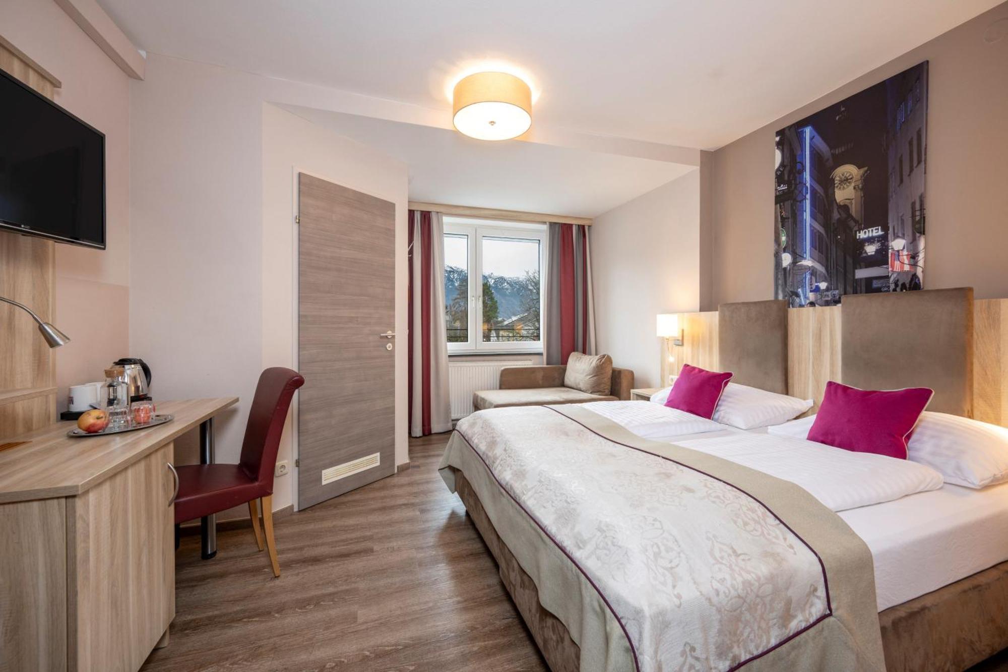 Comfort Plus Room