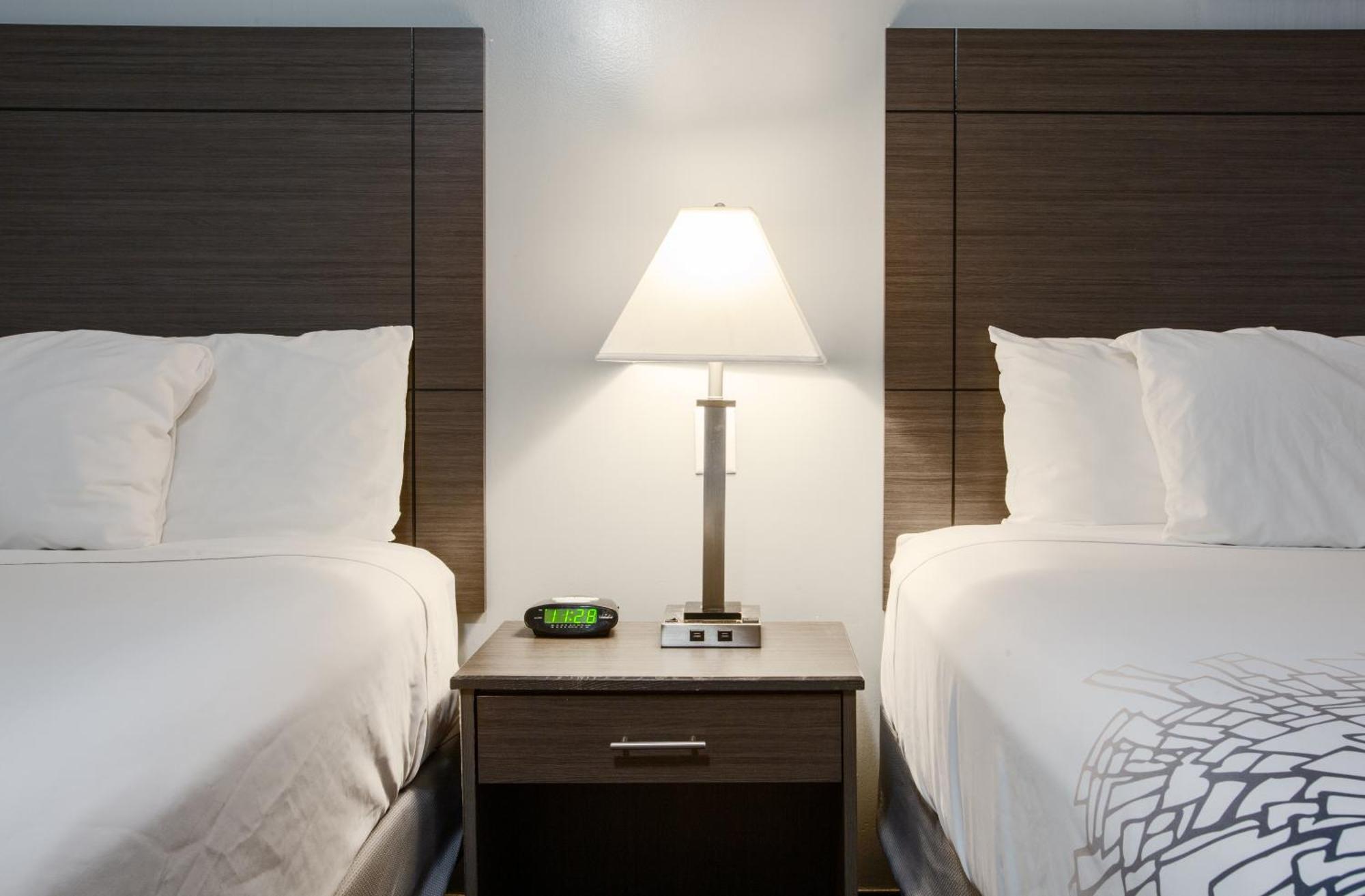 Queen Room with Two Queen Beds - Non-Smoking