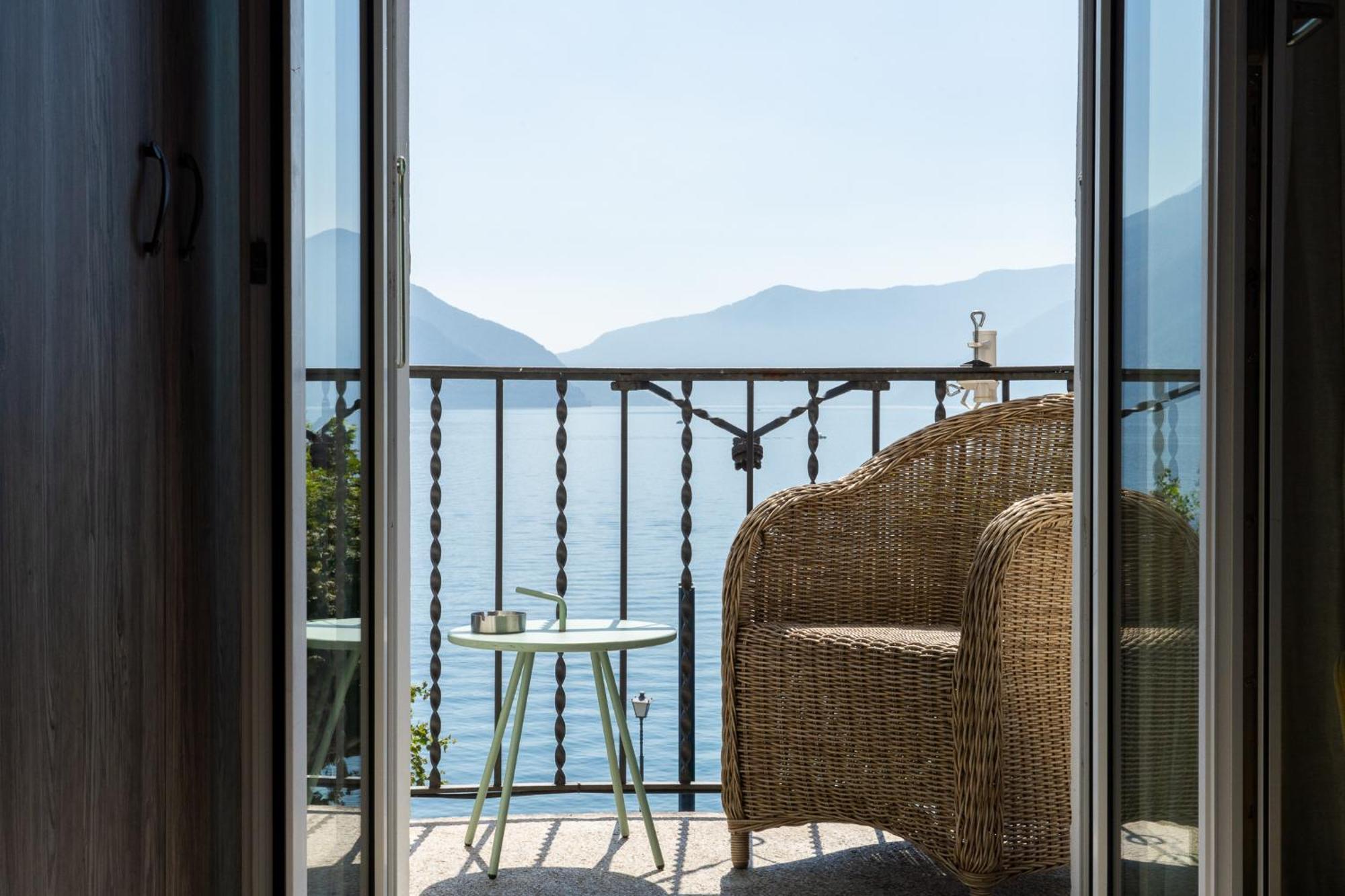 Double Room Lake View Balcony