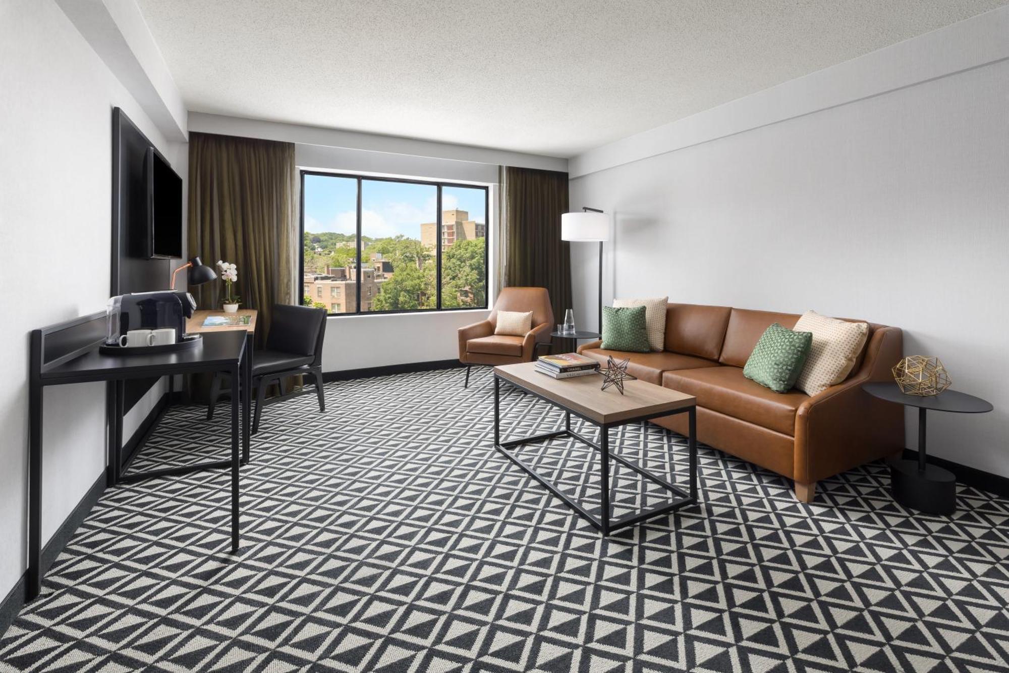 One-Bedroom Suite