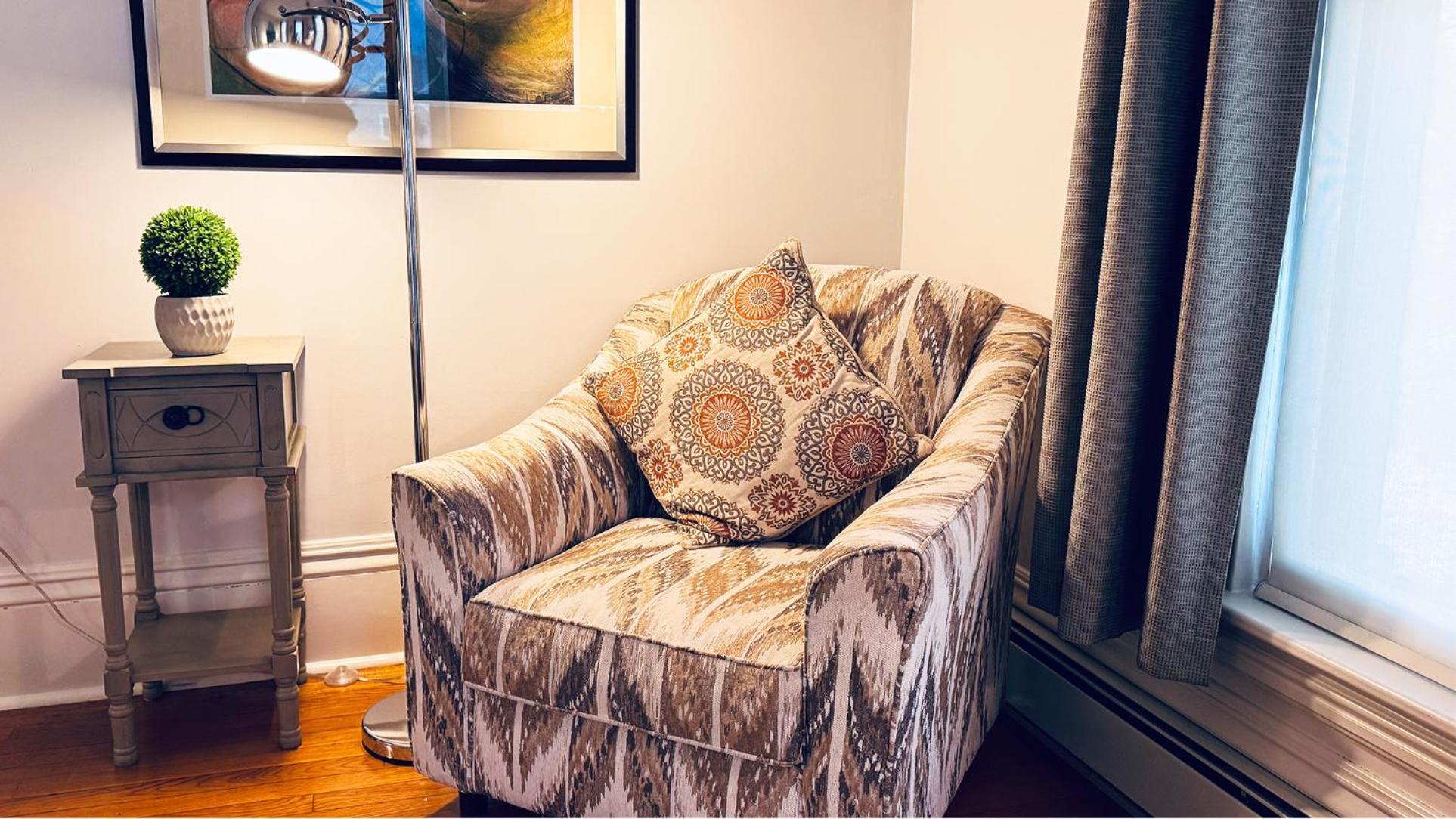 Standard Queen Room