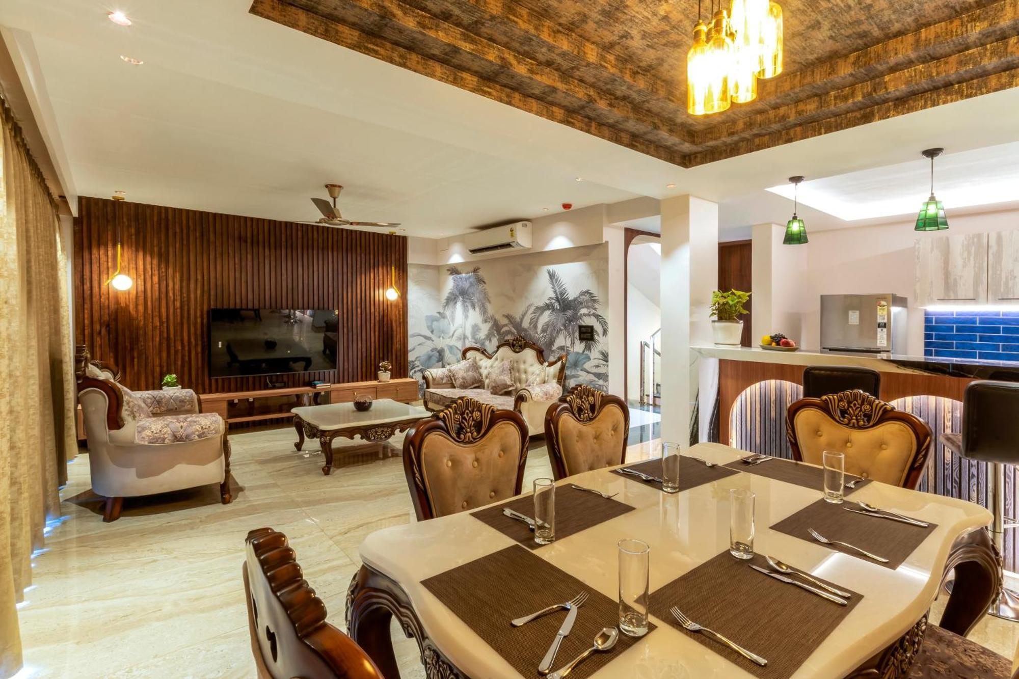 Tranquility Luxury 4 bedroom Villa With, Pool Table and Infinity Pool, Jaccuzi