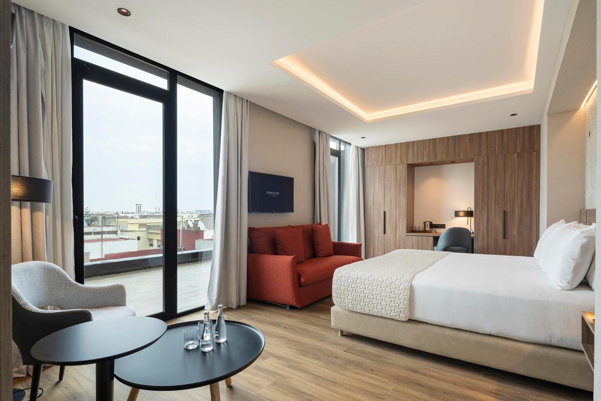 Deluxe Double Room with Extra Bed