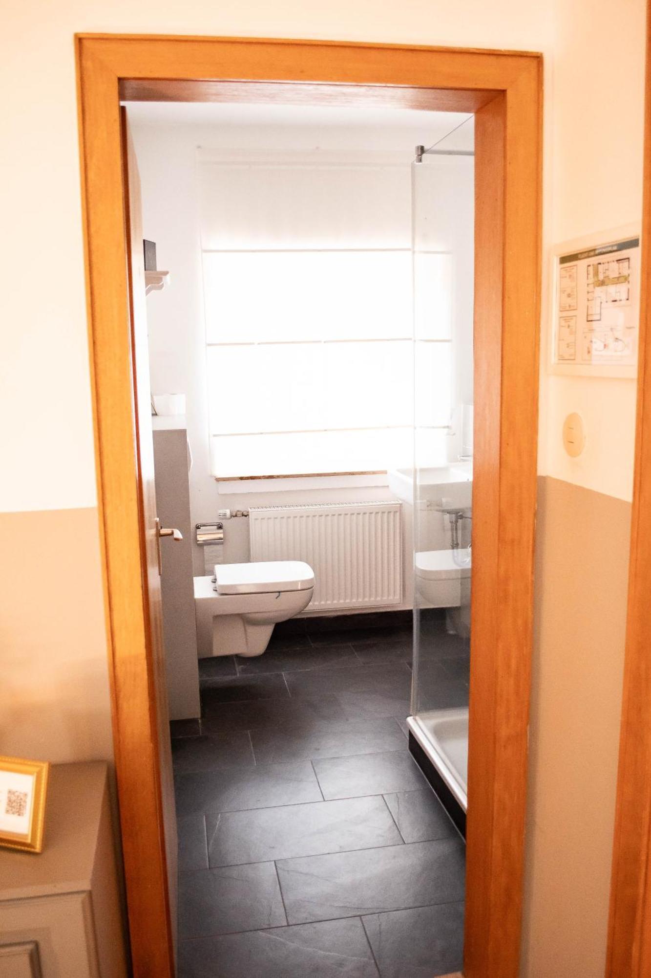 Apartment mit Balkon