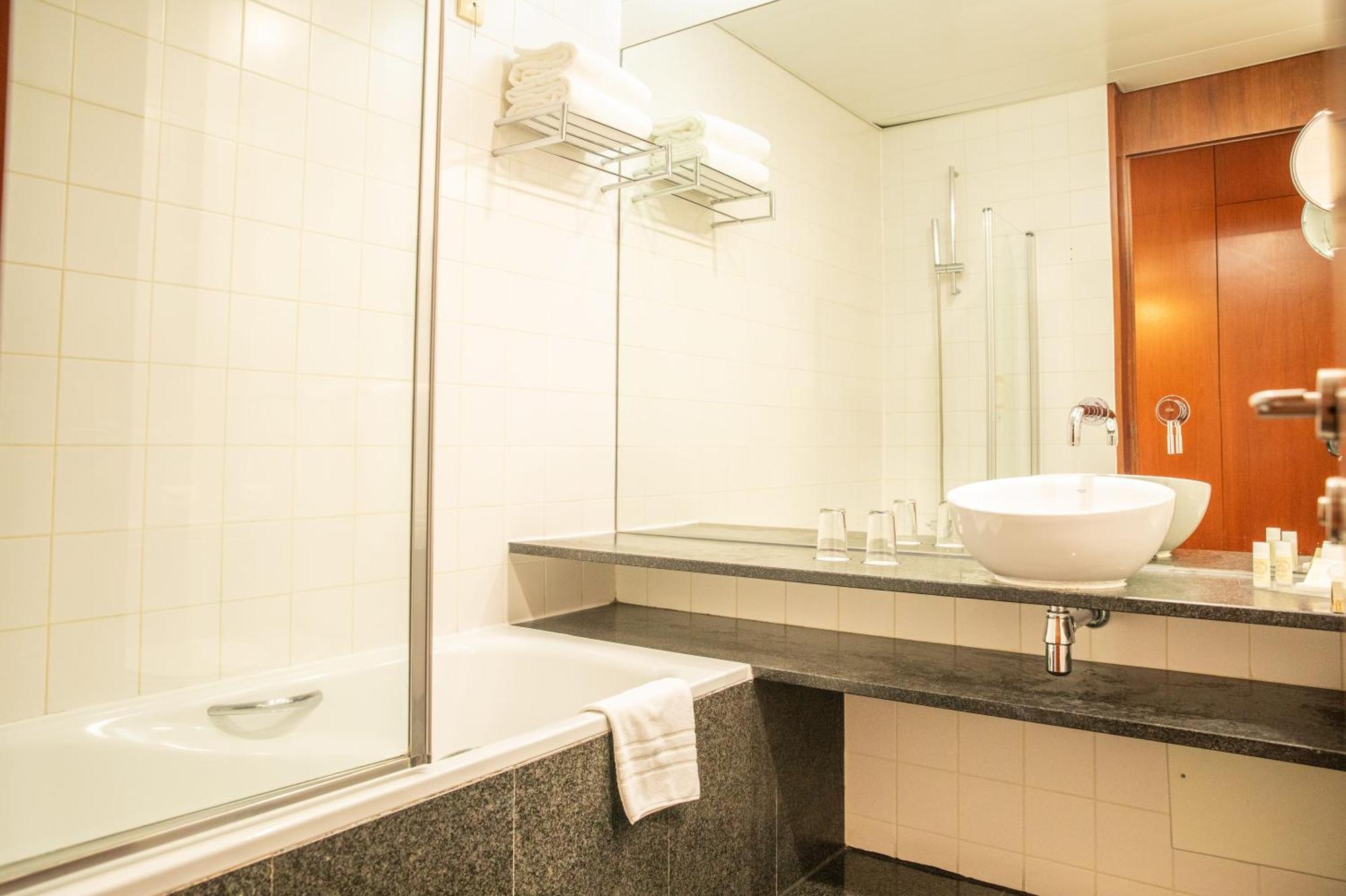 Double or Twin Room,1656170333:JPEG