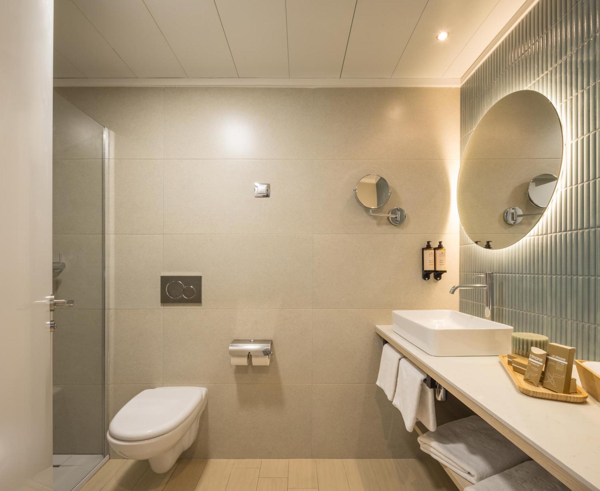 Superior Double or Twin Room Sea View