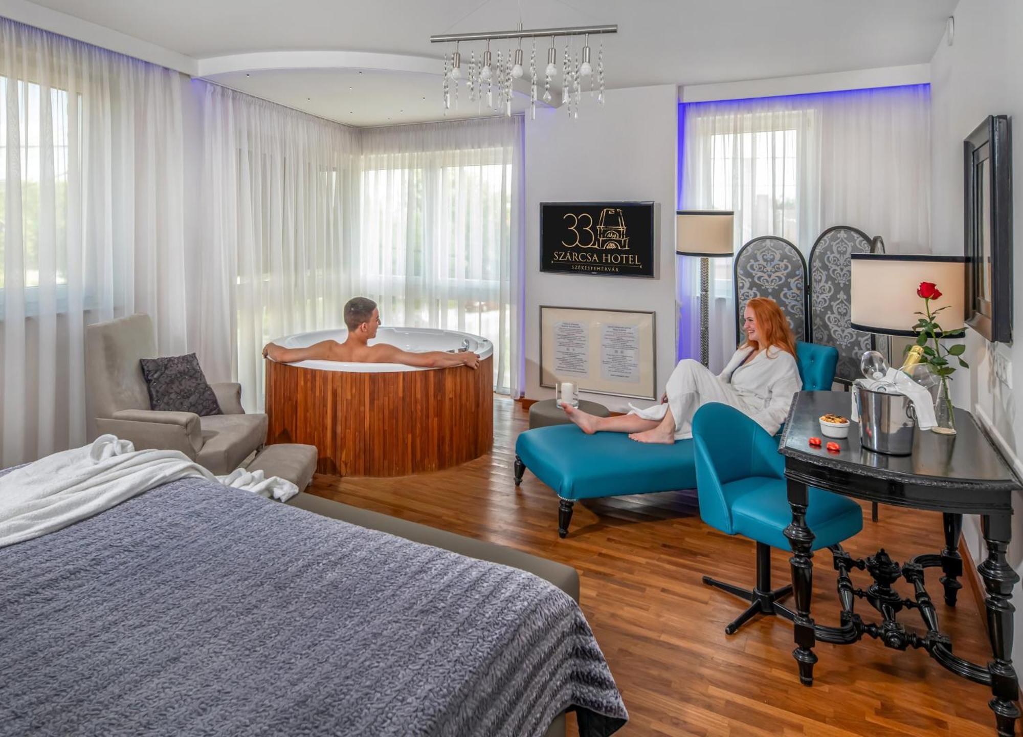 Queen Room with Spa Bath