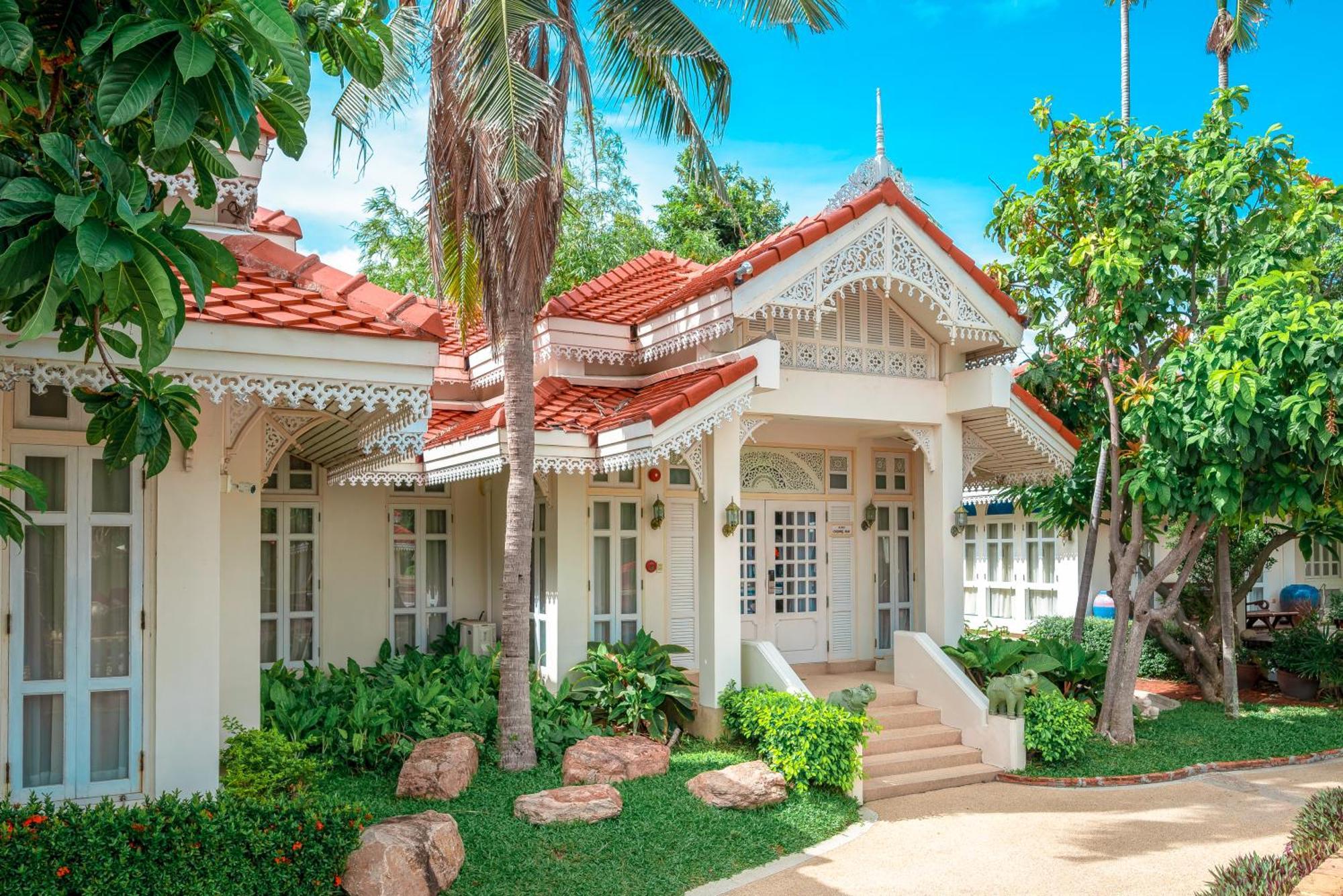 One-Bedroom Villa Pool view