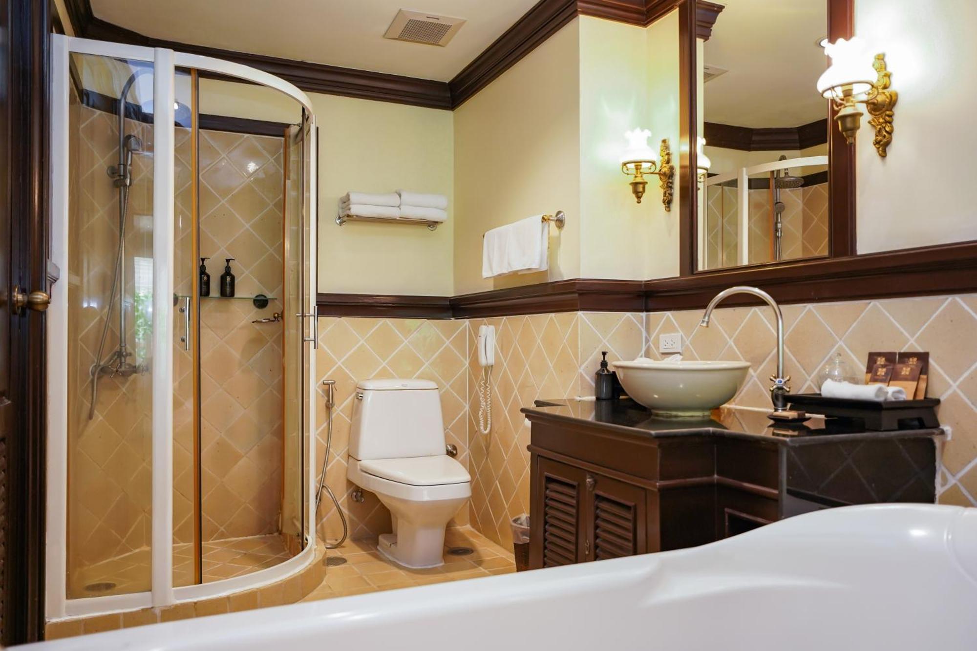 Grand Deluxe Room