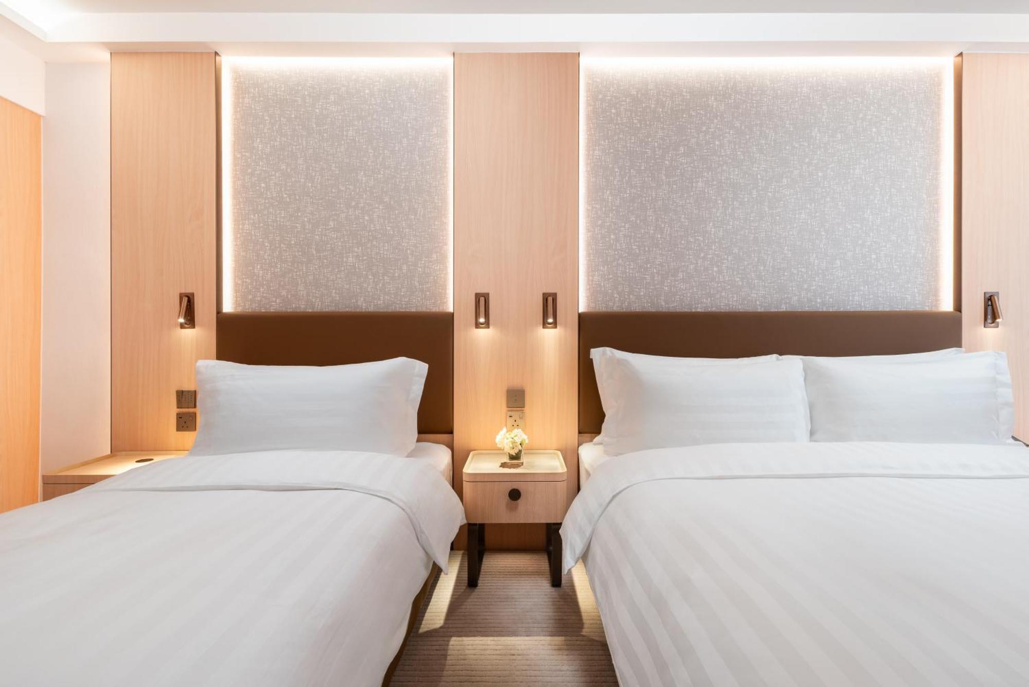 Newly Renovated Deluxe Room One Double Bed One Single Bed