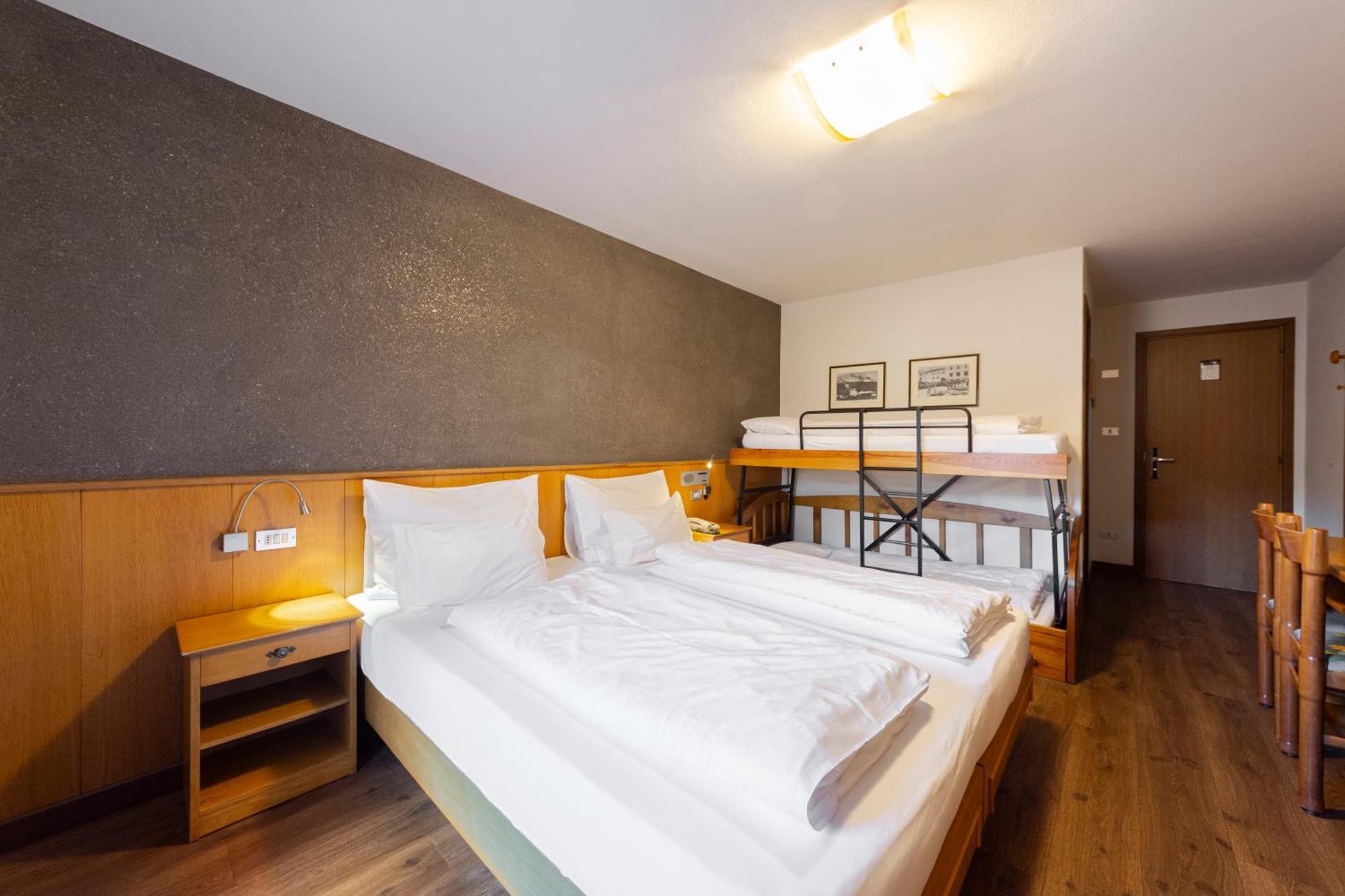 Classic Triple Room