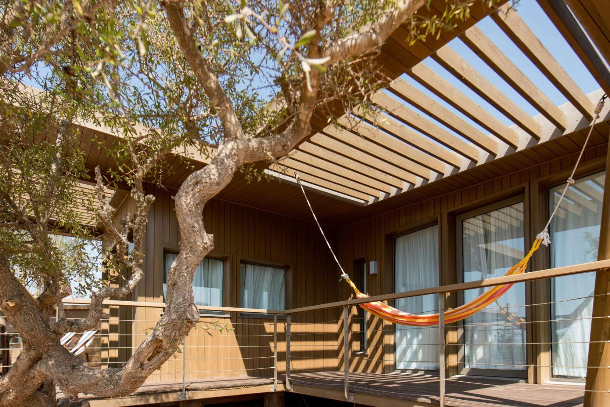 One-Bedroom Bungalow Suite Terrace