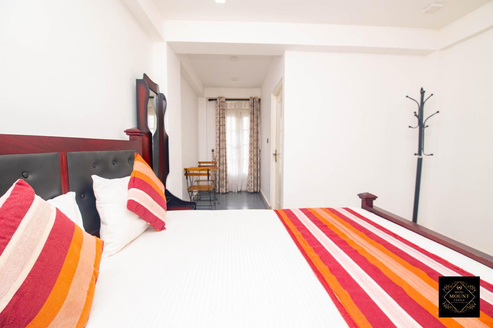 Double Room Private Bathroom