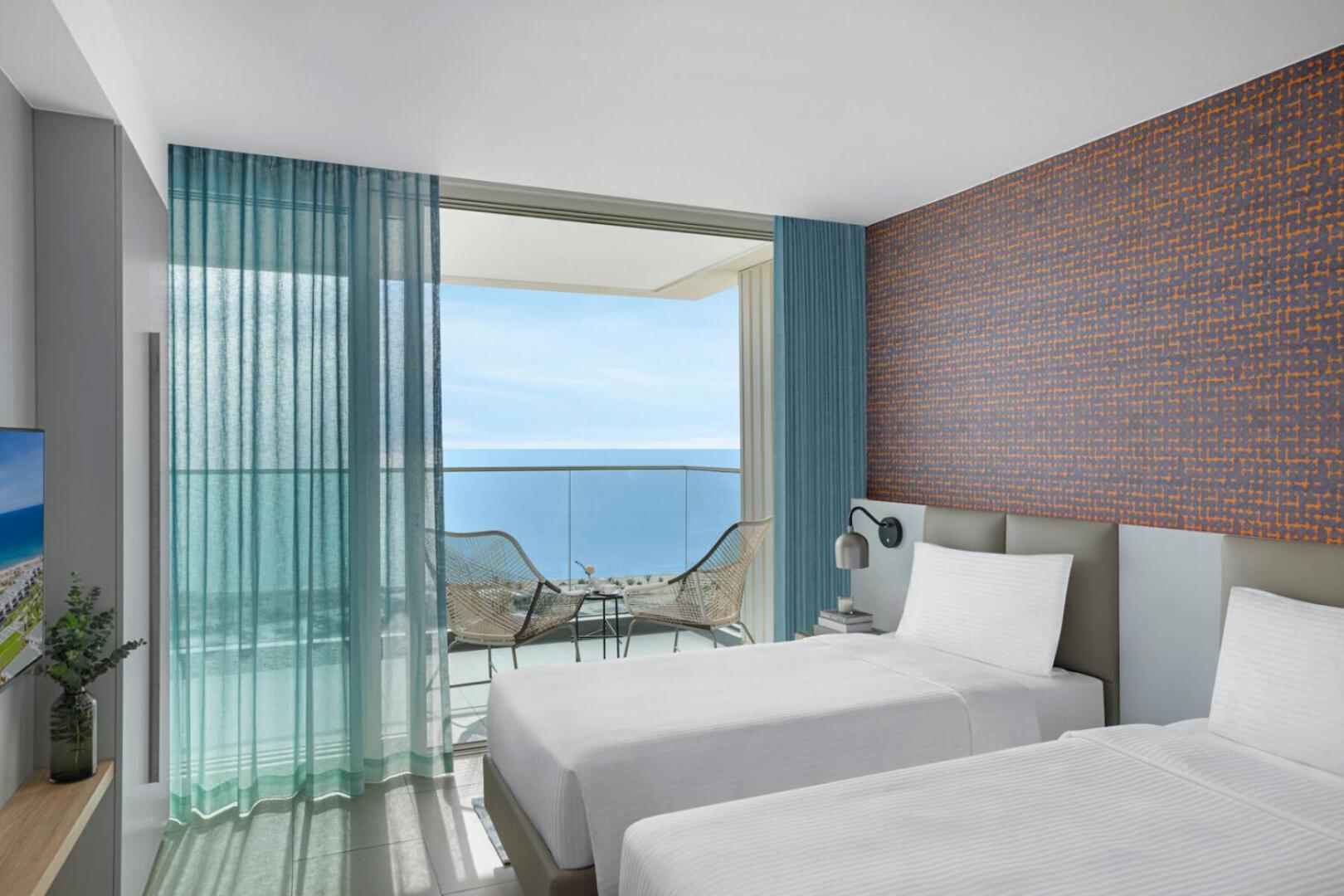 1 Bedroom Suite with Terrace Ocean View - Twin Bed