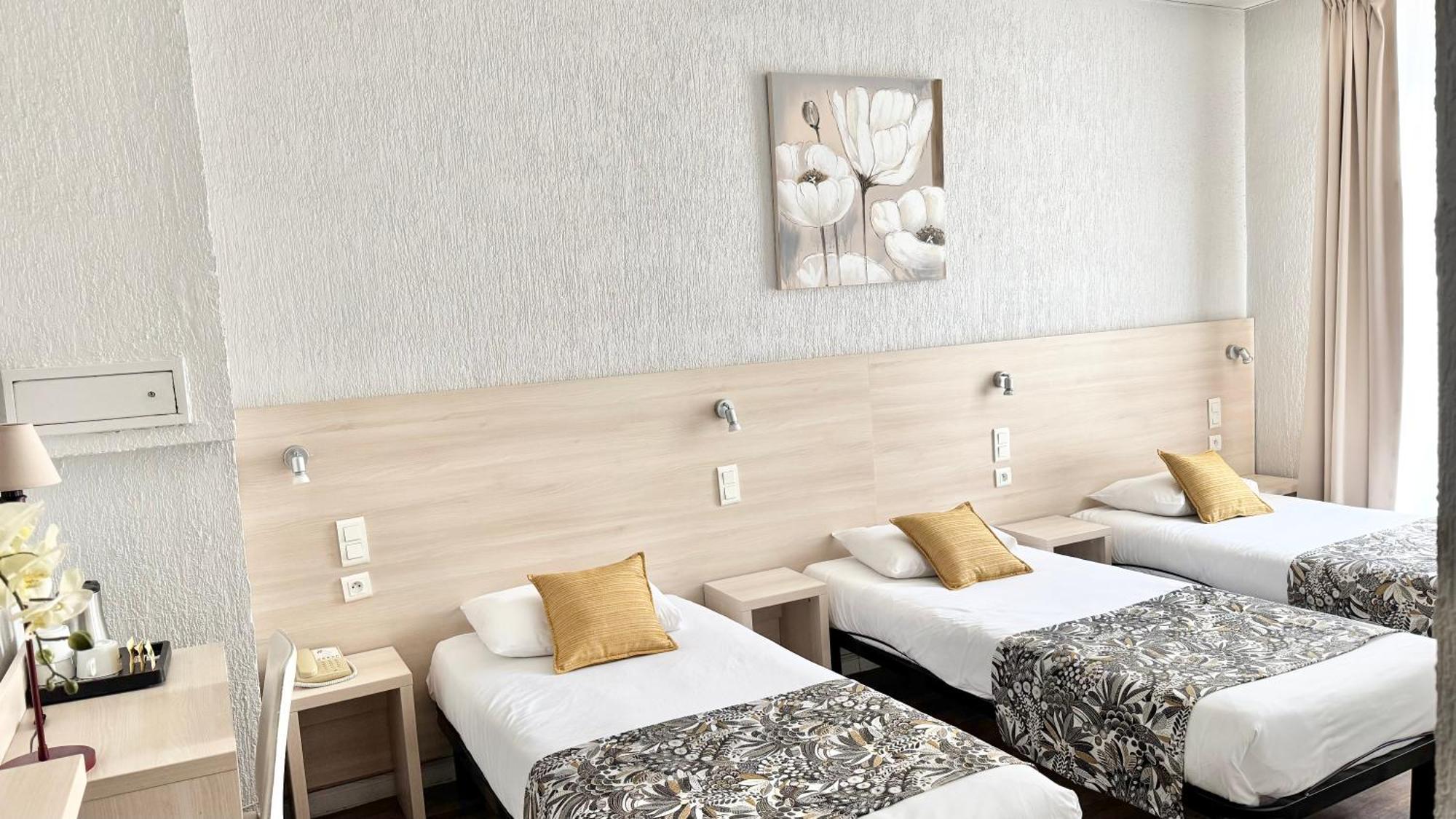 Triple Room 3 Beds