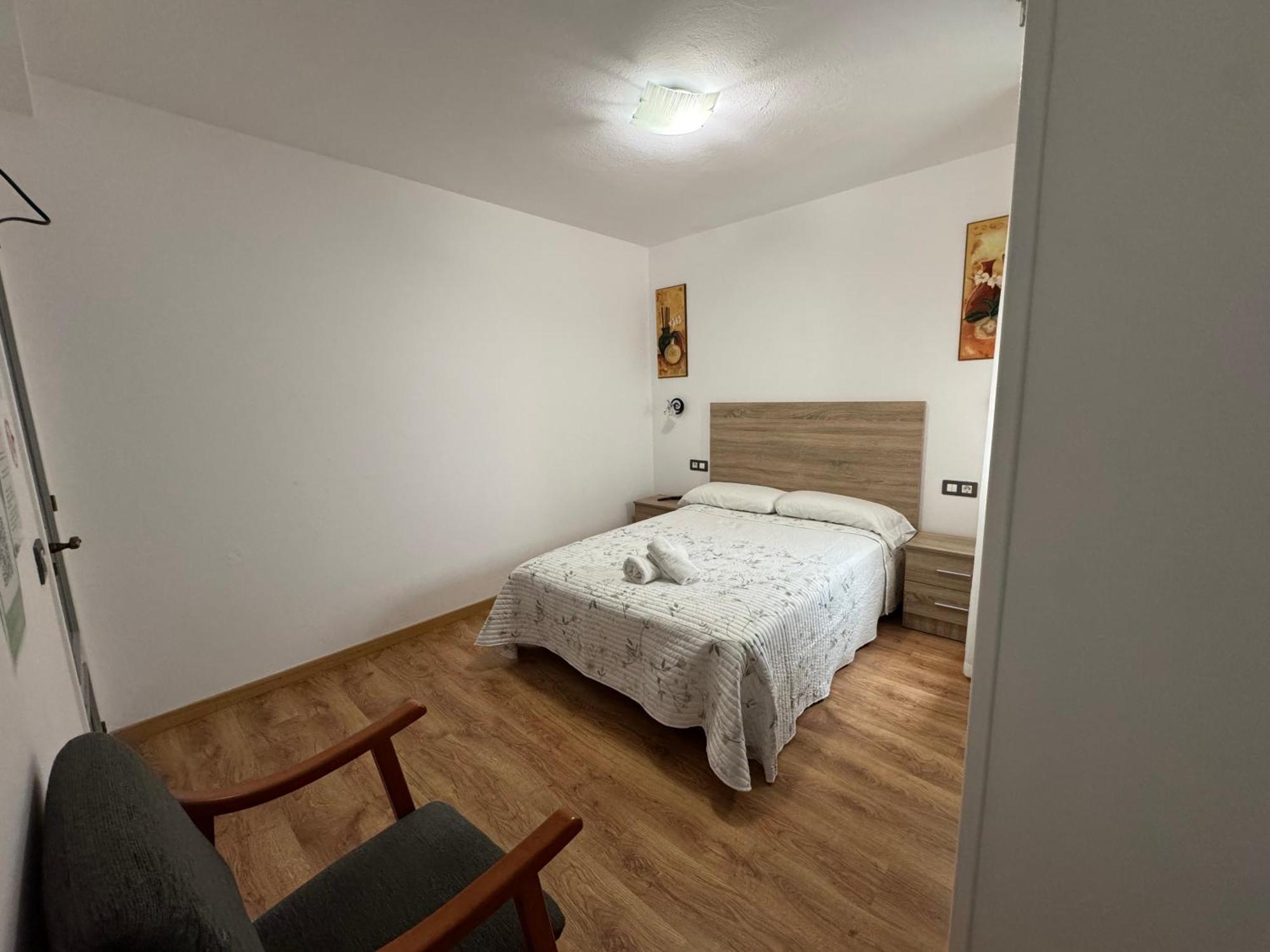 Single Room with Bathroom
