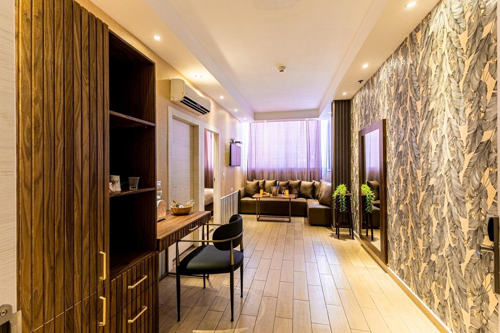 Large Double Room