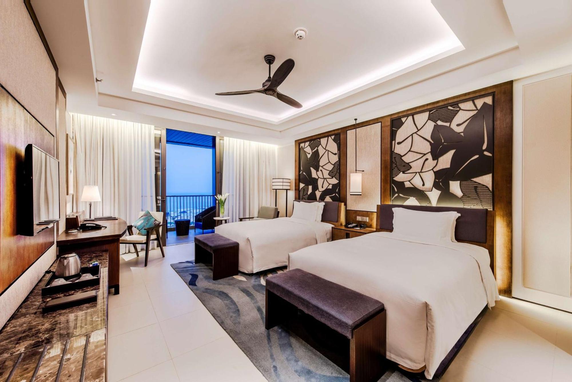 Deluxe Twin Room with Ocean View