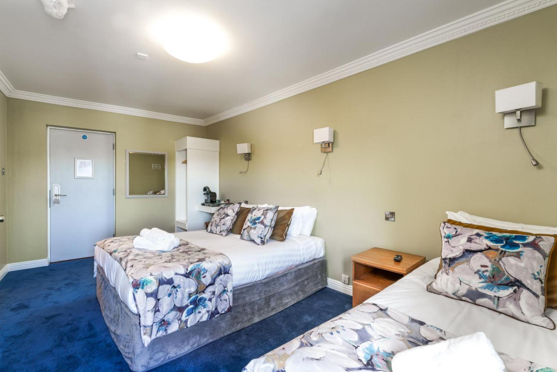 Standard Family Room