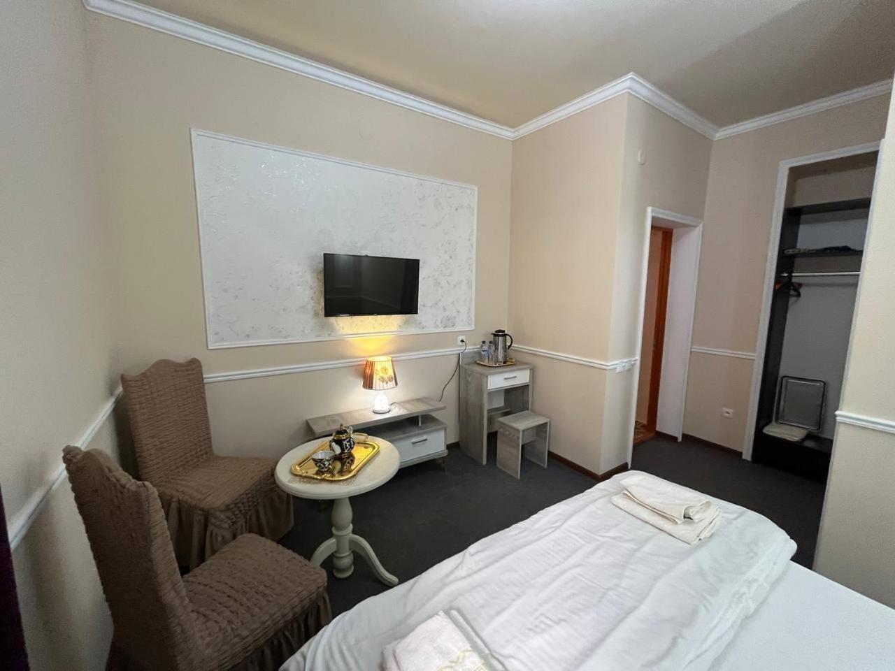 Double Room with Private Bathroom