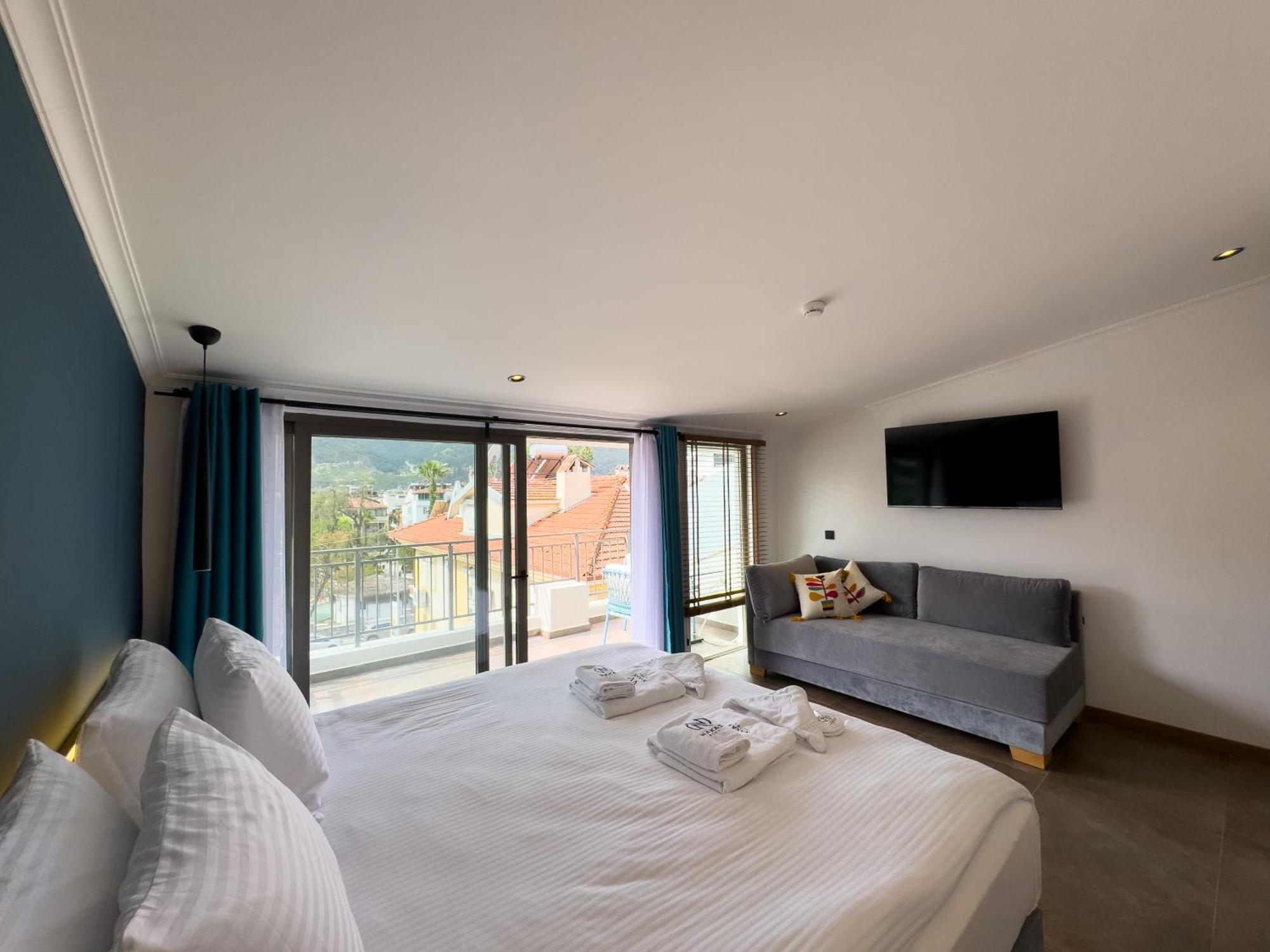 Double Room with Terrace