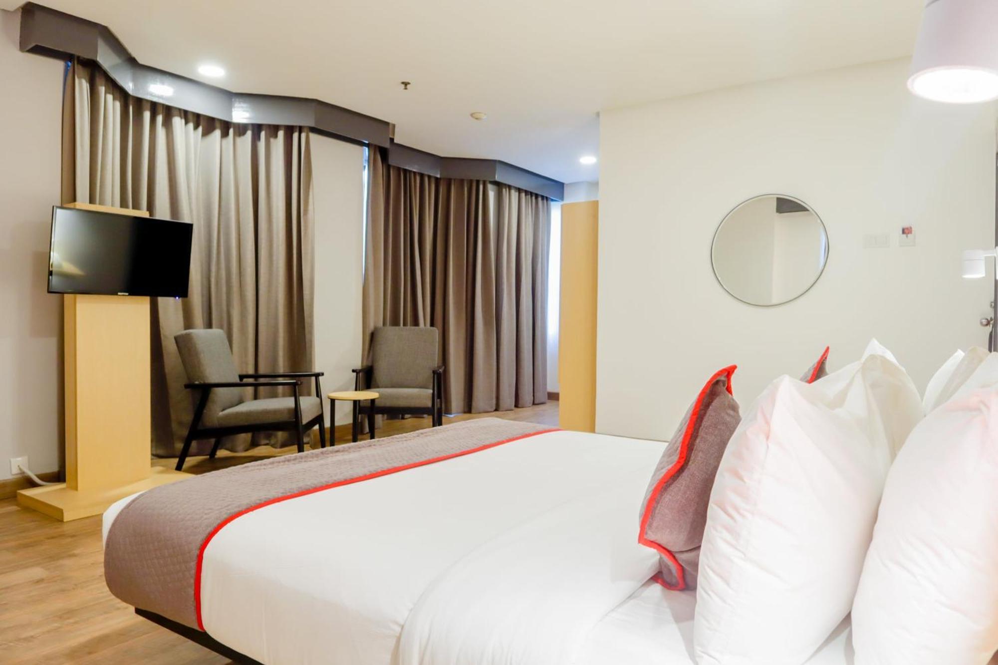 Deluxe Suite