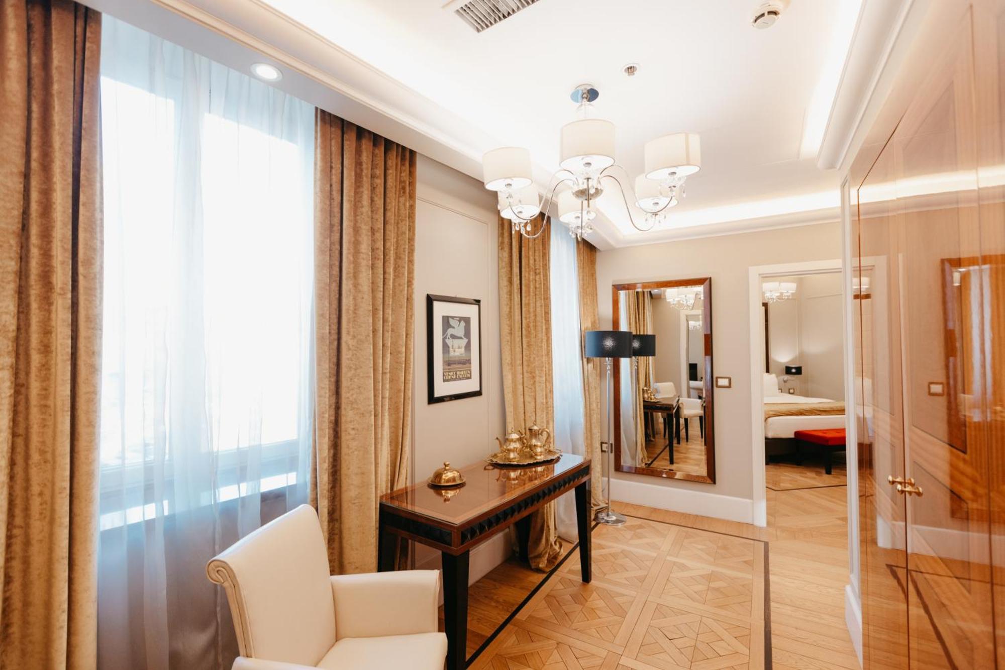Presidential Suite