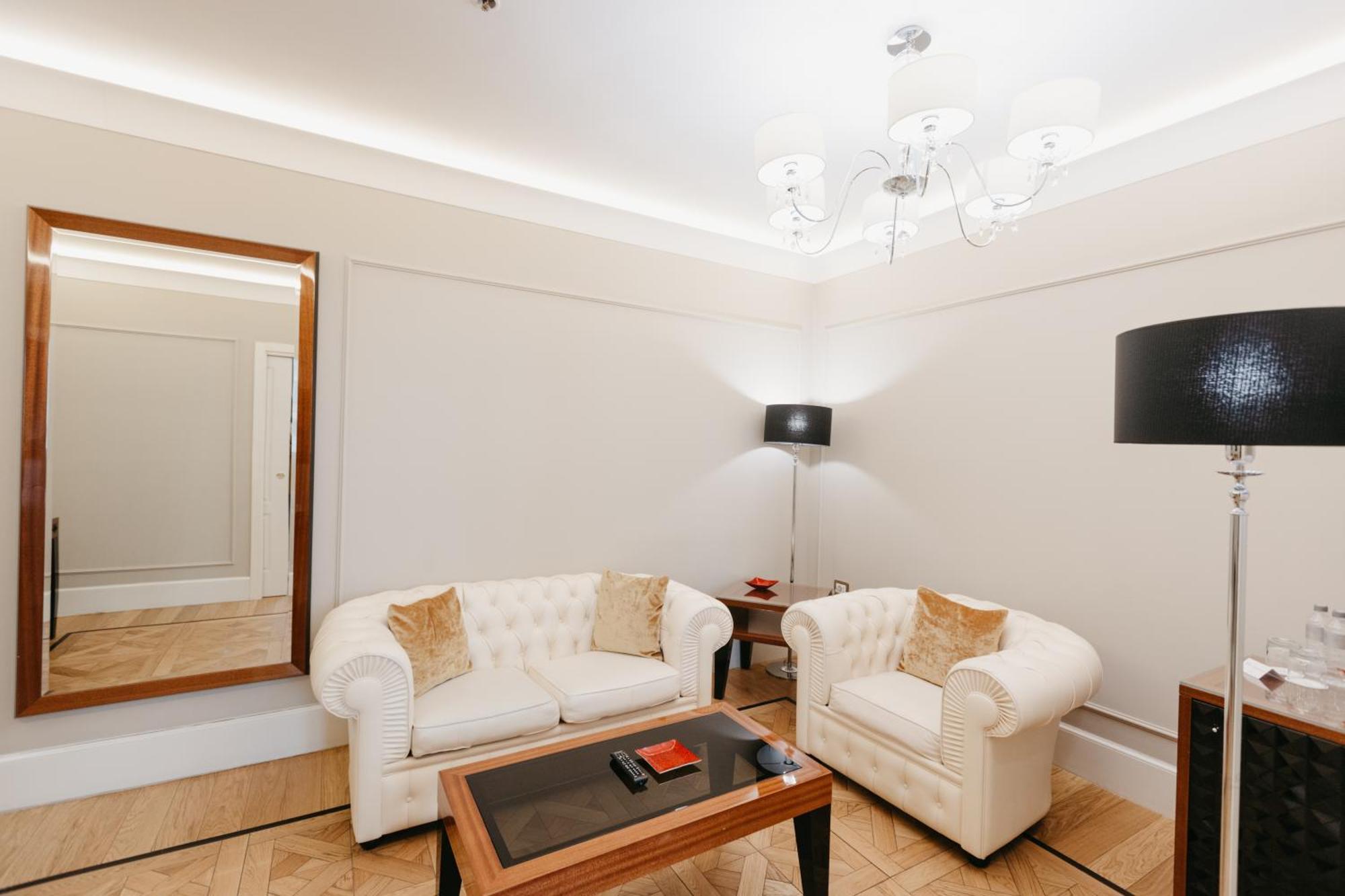 Yerevan Grand Suite