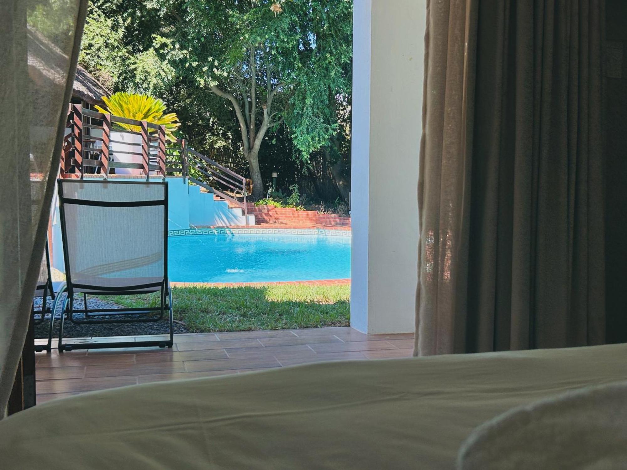 Double Room with Pool View - 2