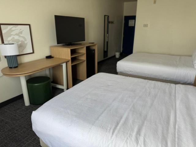 Queen Room with Two Queen Beds