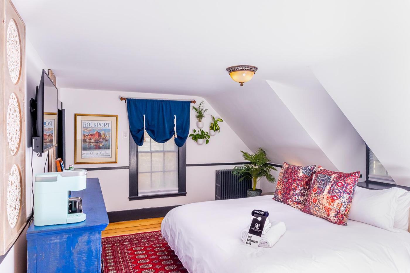 Deluxe Double Room Bath