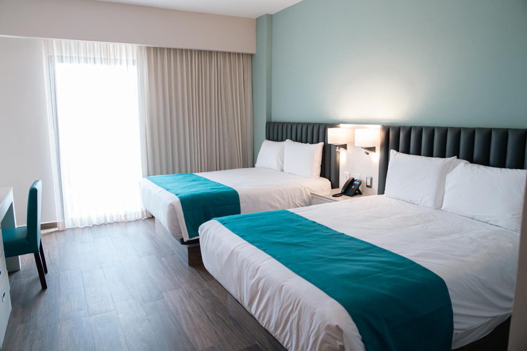 Twin Room with City View