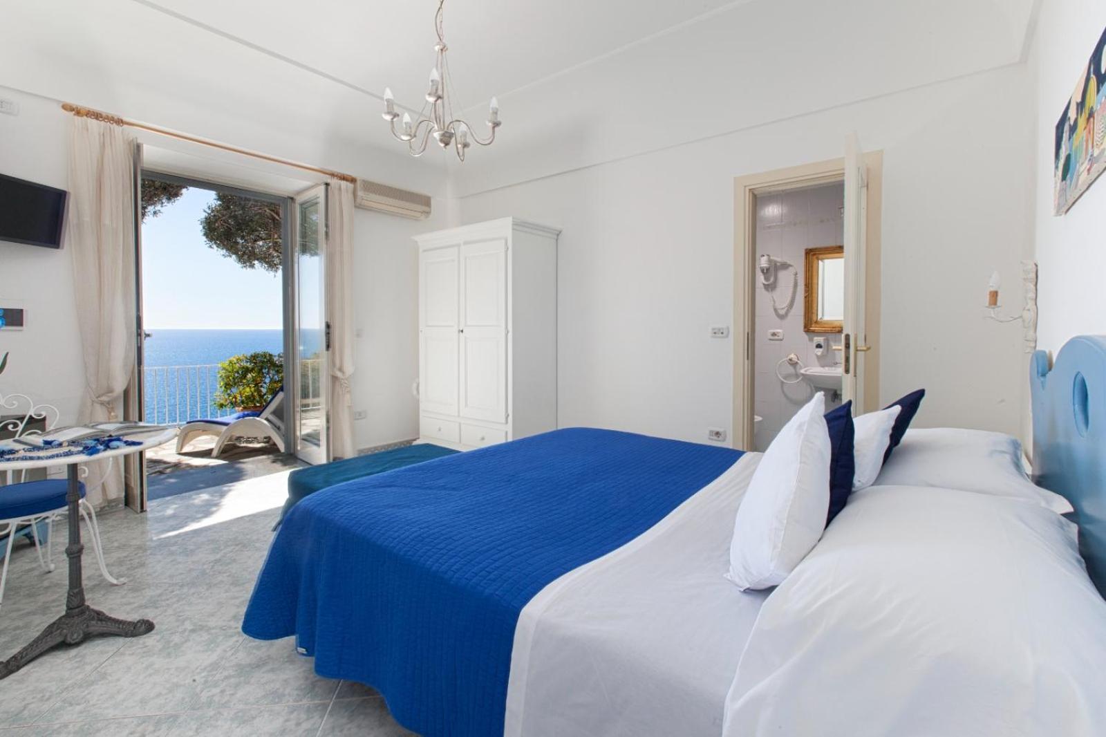 Double Room,1658329322:JPEG
