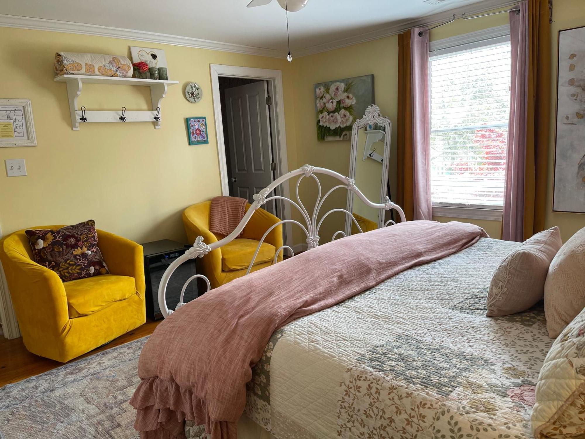 King Room