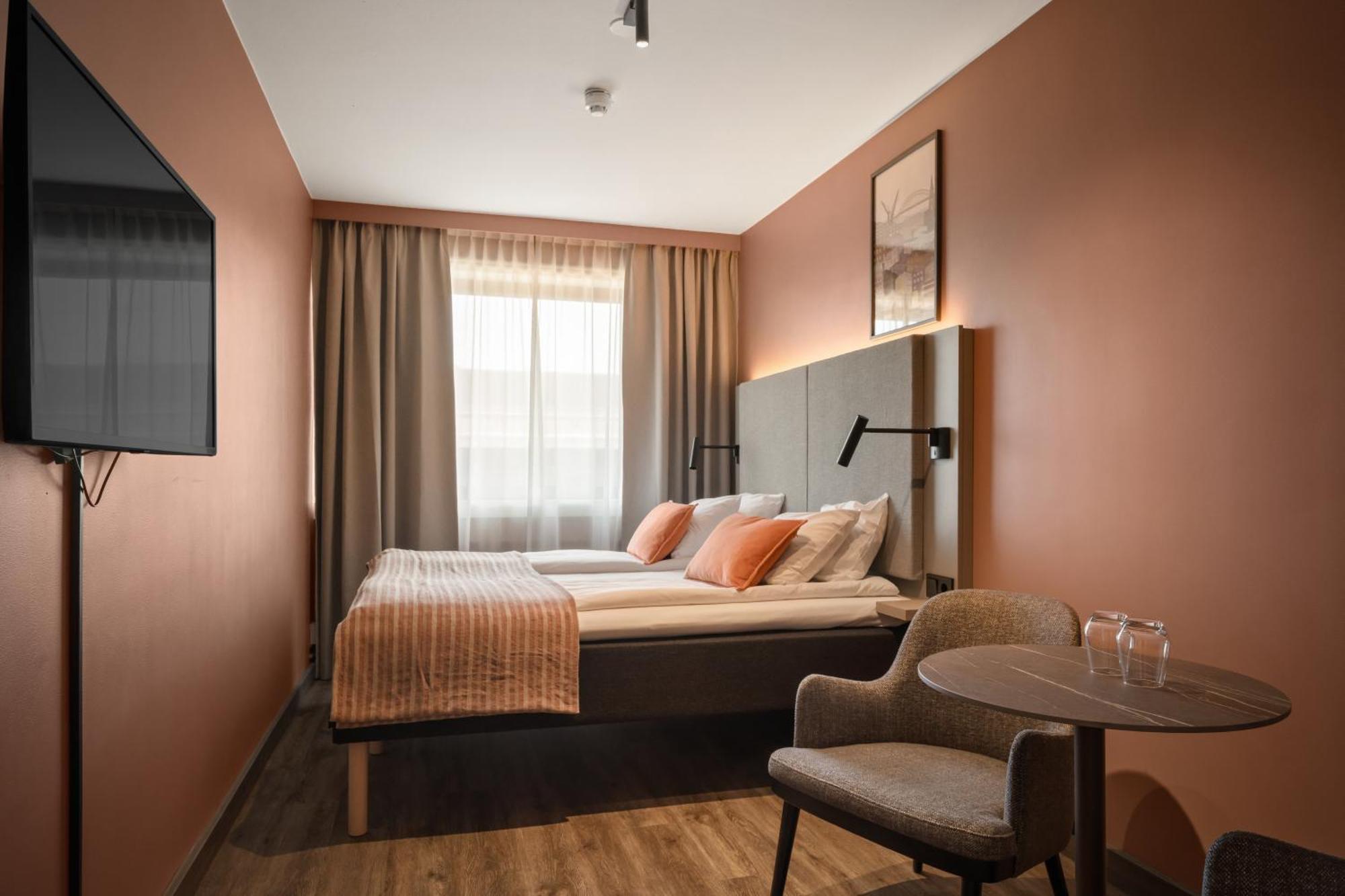 Double Room,1658755007:JPEG