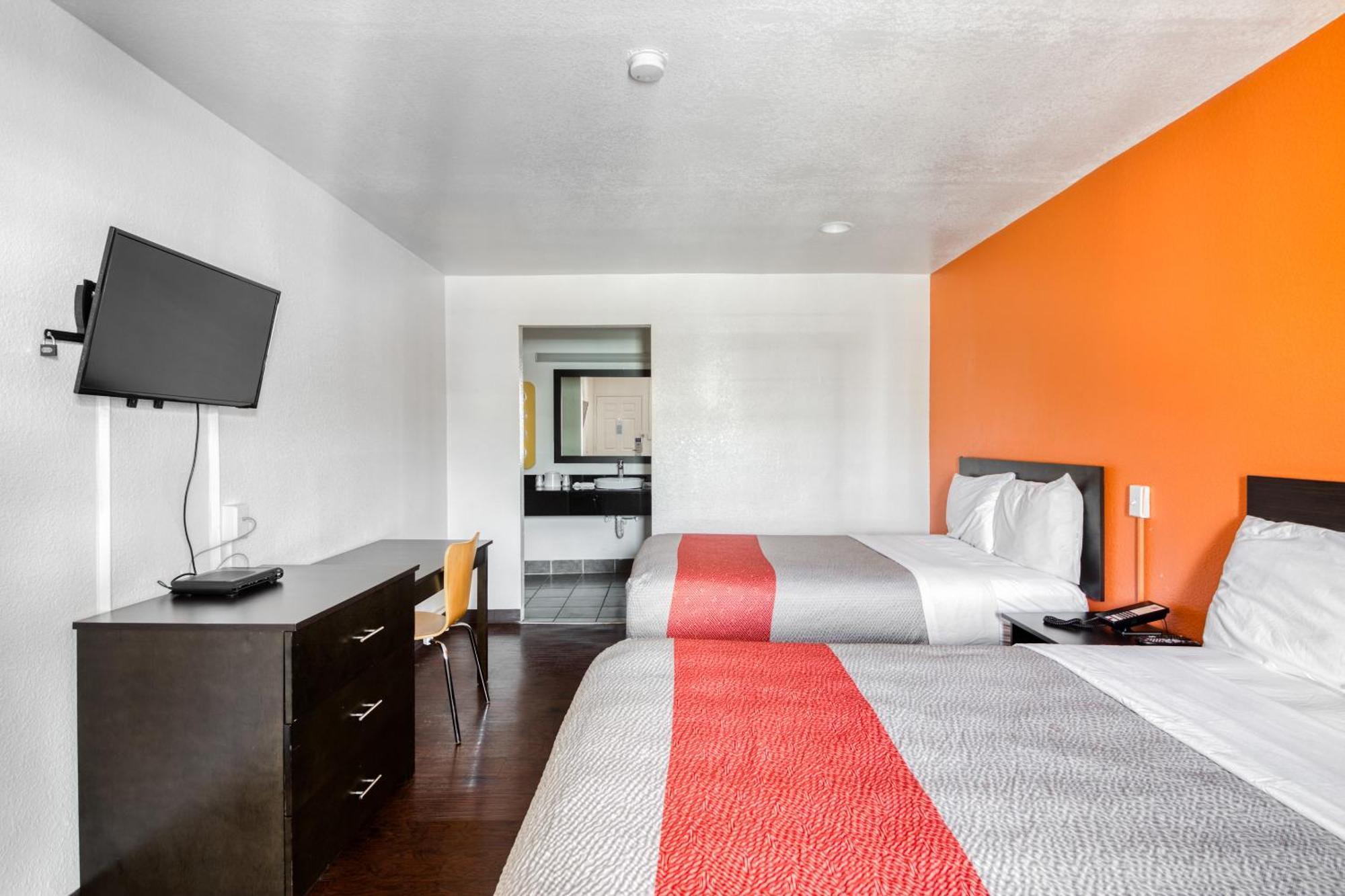 2 Full Bed