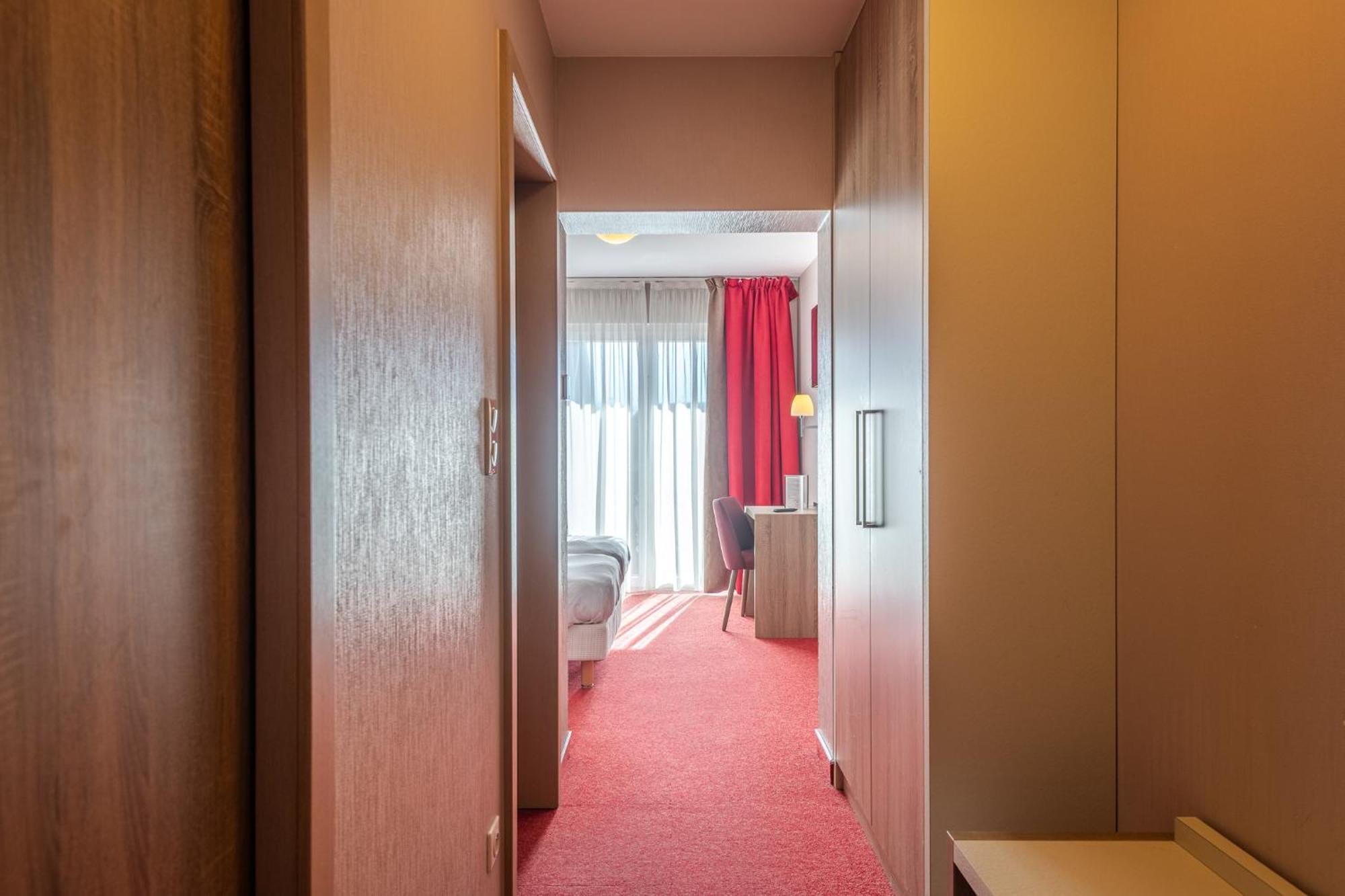 Chambre Double ou Lits Jumeaux