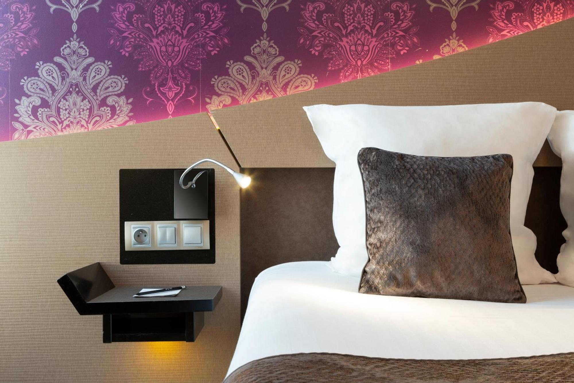 Two Connecting Double Rooms