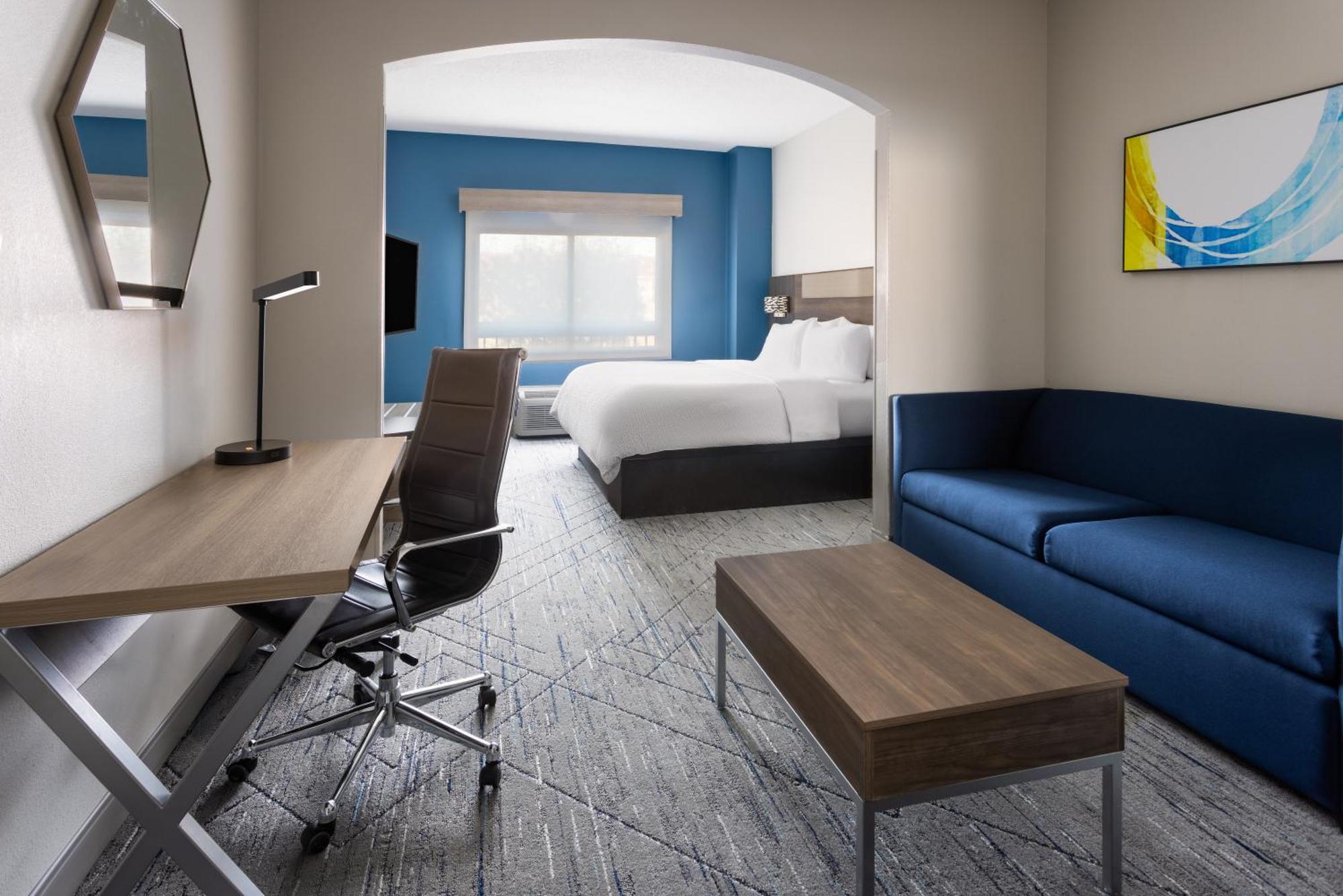 Standard King Room with Sofa Bed
