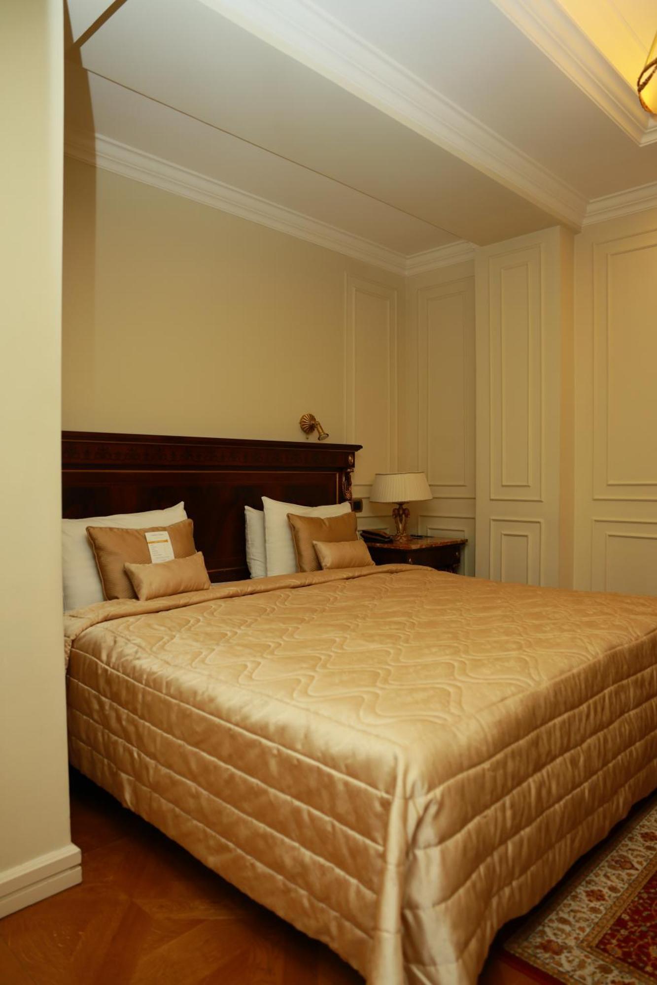 Premier Suite