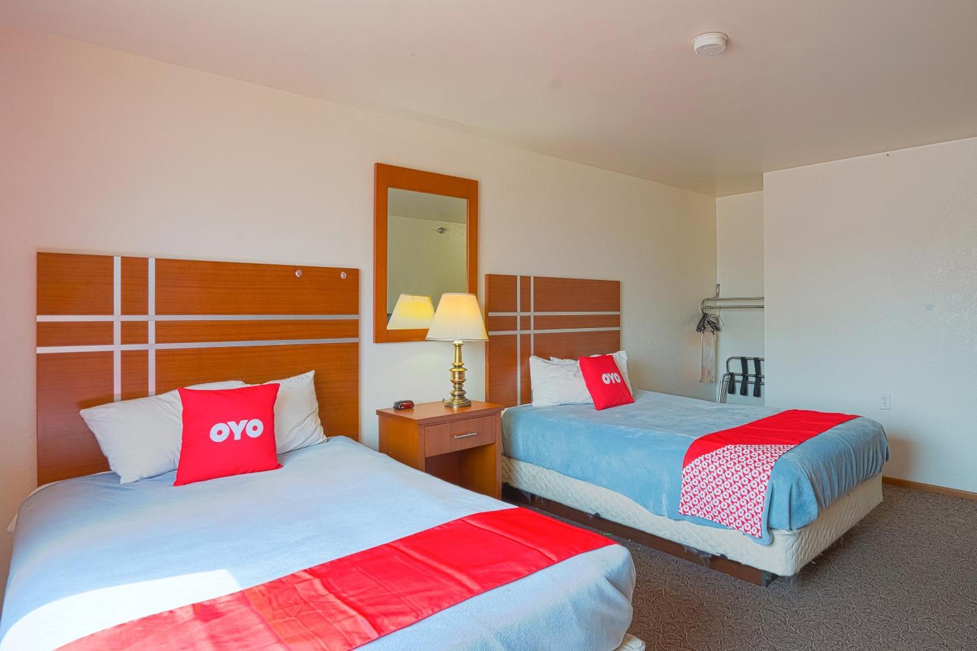 2 Full Bed Accessible