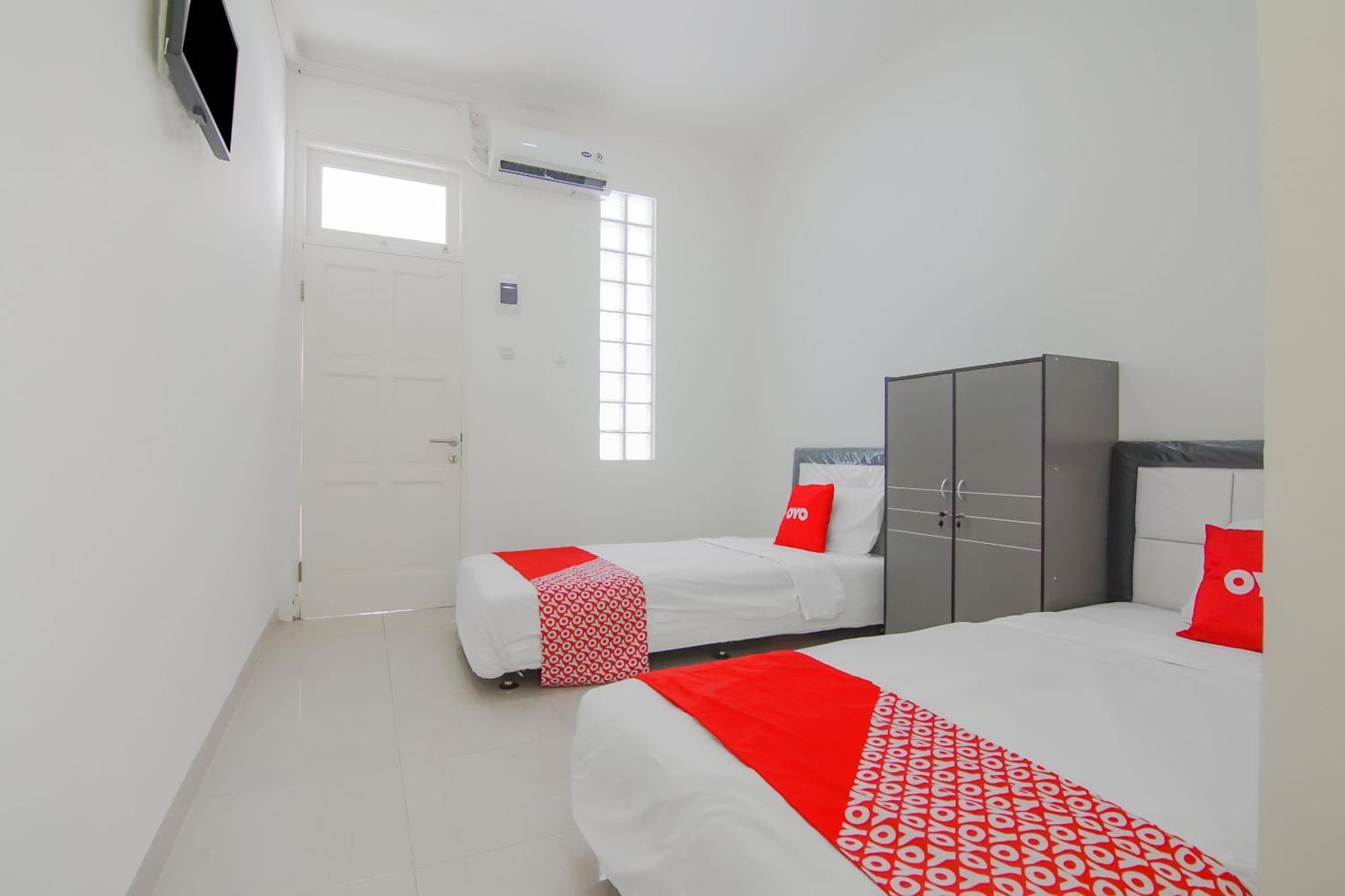 Delxue Twin Room